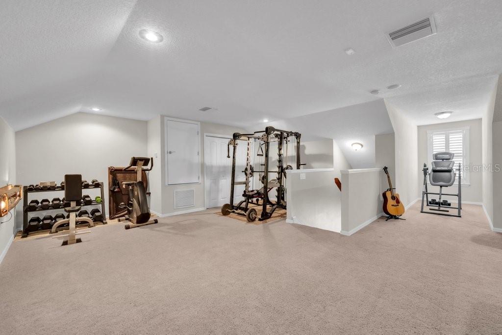 Image 34 of 69 For 3916 Powerline Road