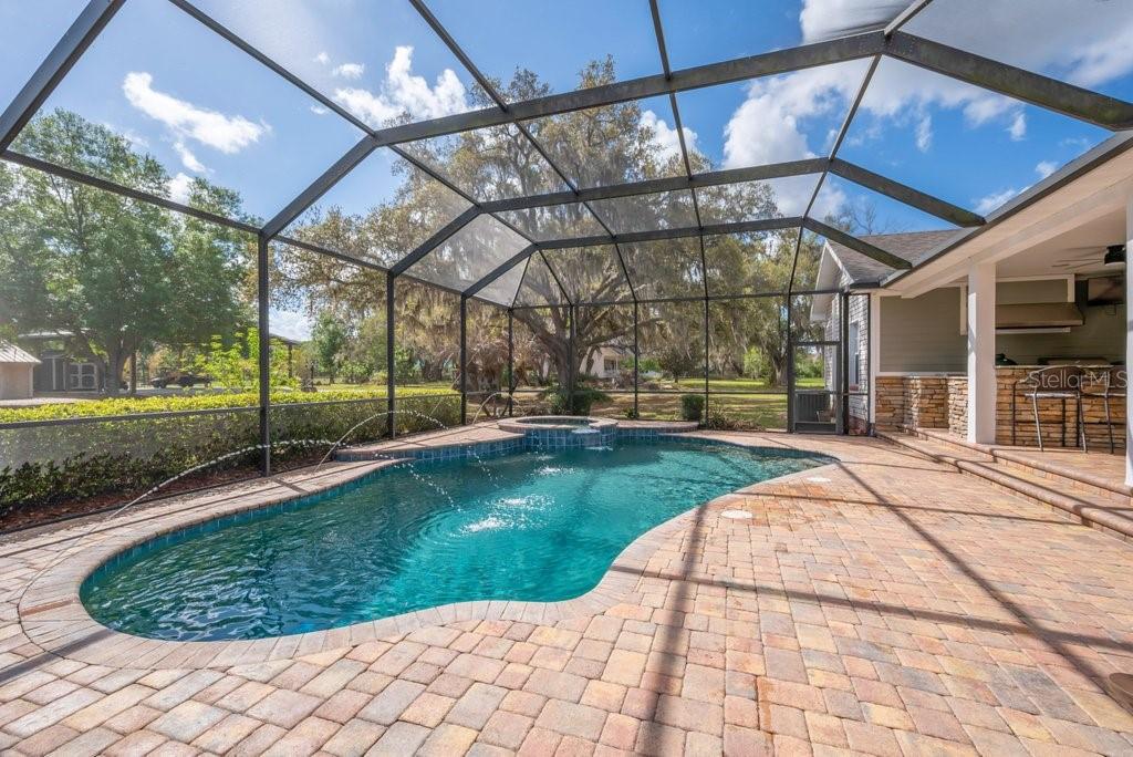 Image 38 of 69 For 3916 Powerline Road