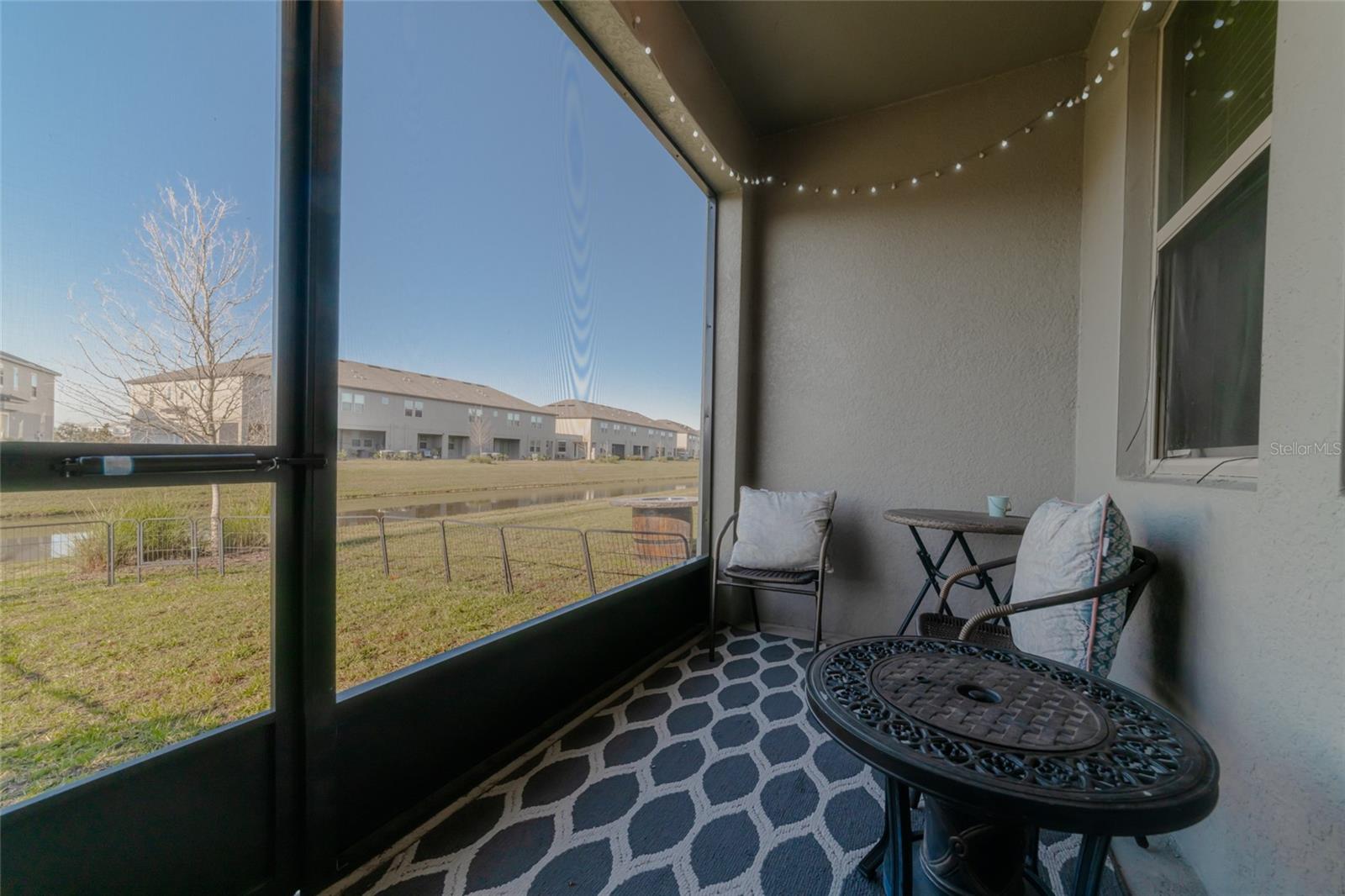 Image 17 of 85 For 31974 Blue Passing Loop