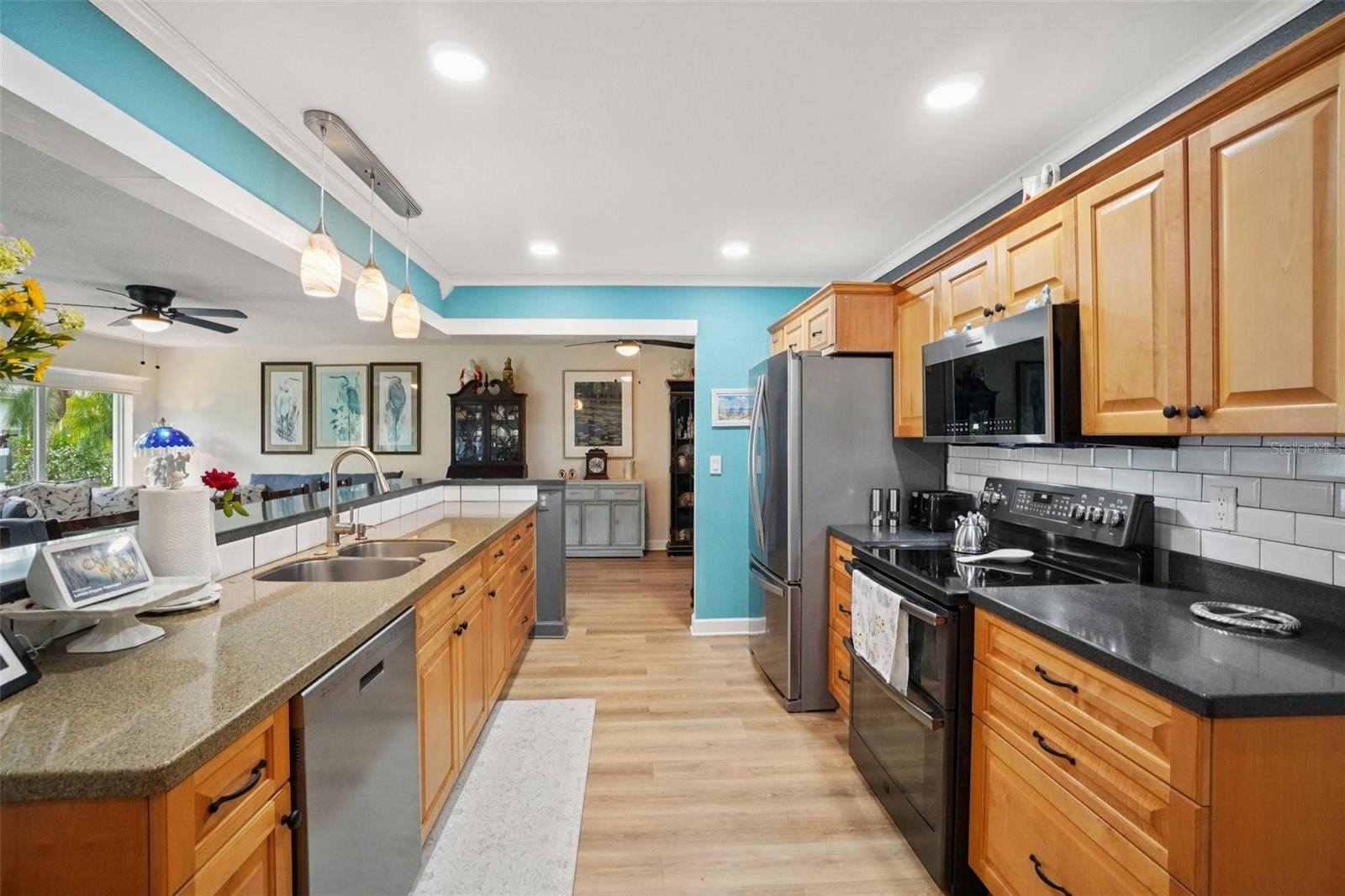 Image 16 of 30 For 9153 42nd Way N