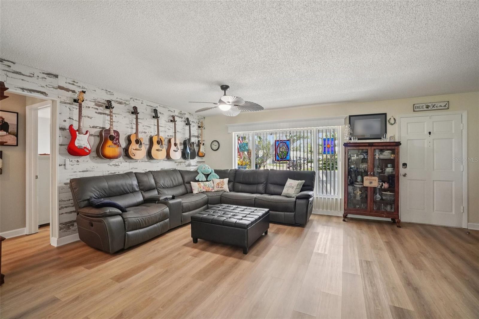 Image 4 of 30 For 9153 42nd Way N