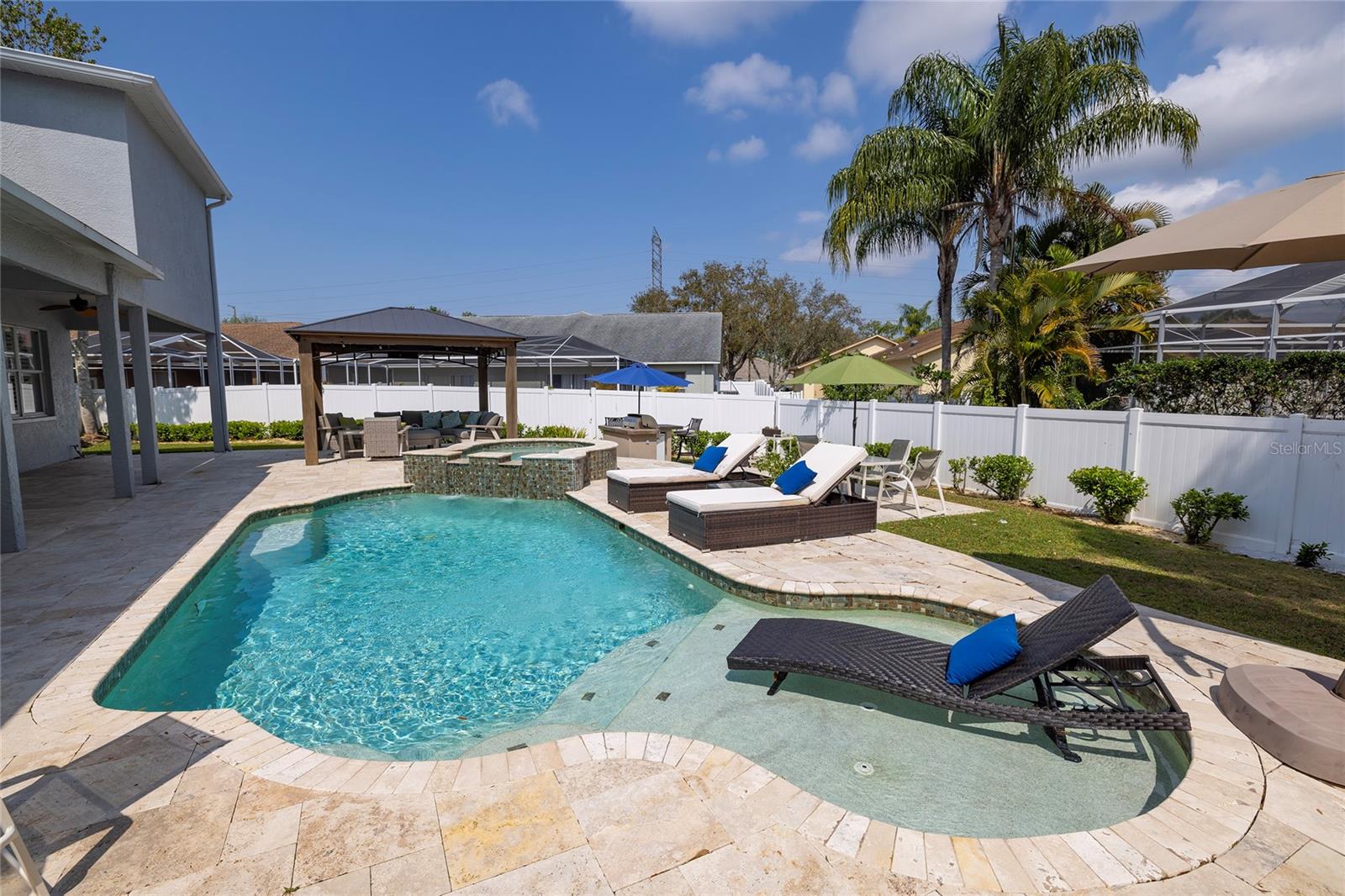 Image 36 of 59 For 4859 Augusta Avenue