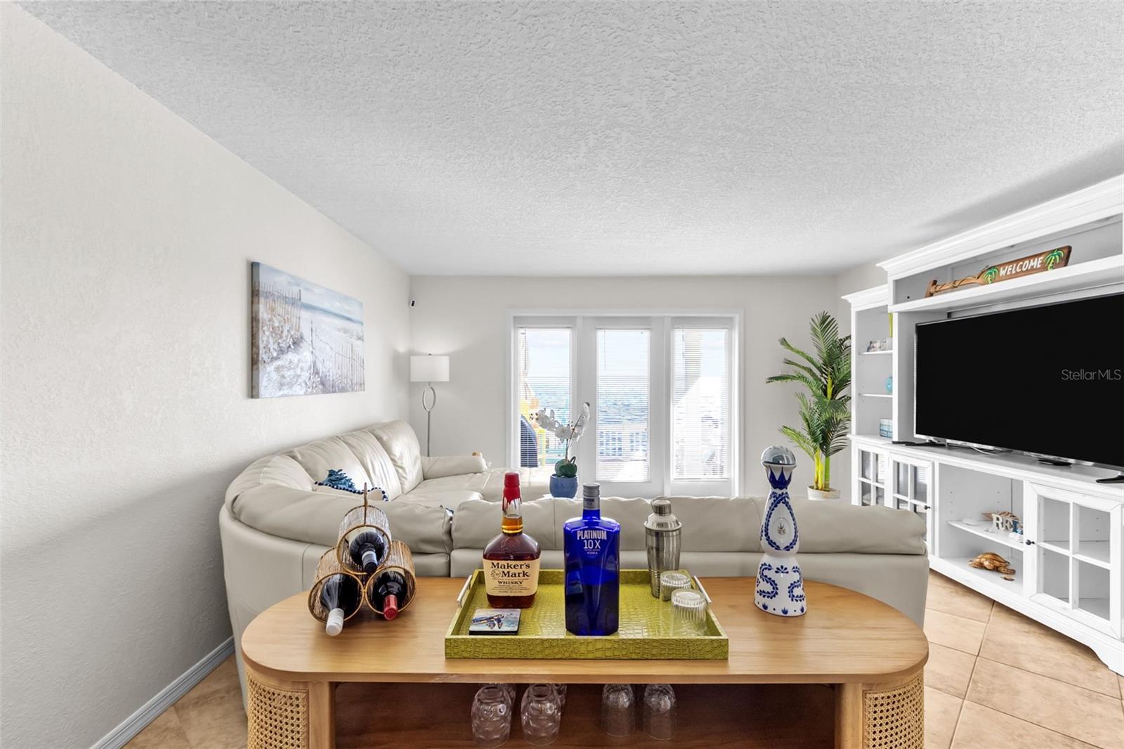 Image 11 of 32 For 5026 Coquina Key Drive Se 5026