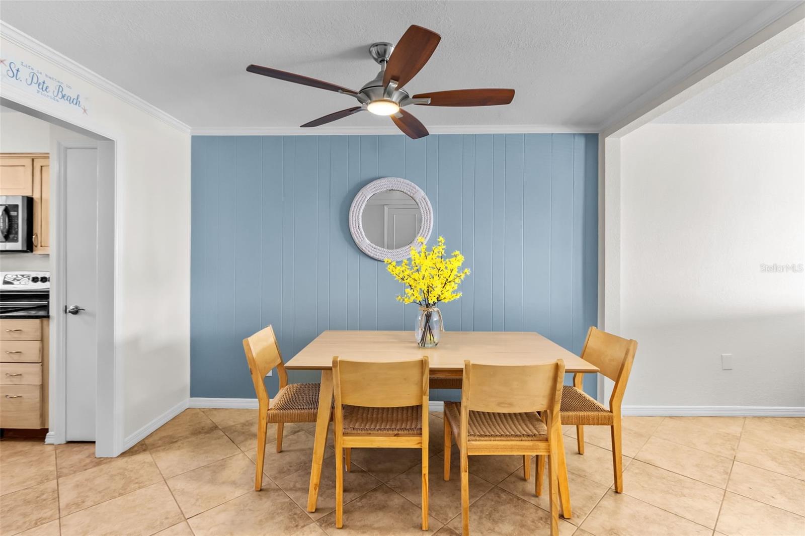 Image 7 of 32 For 5026 Coquina Key Drive Se 5026