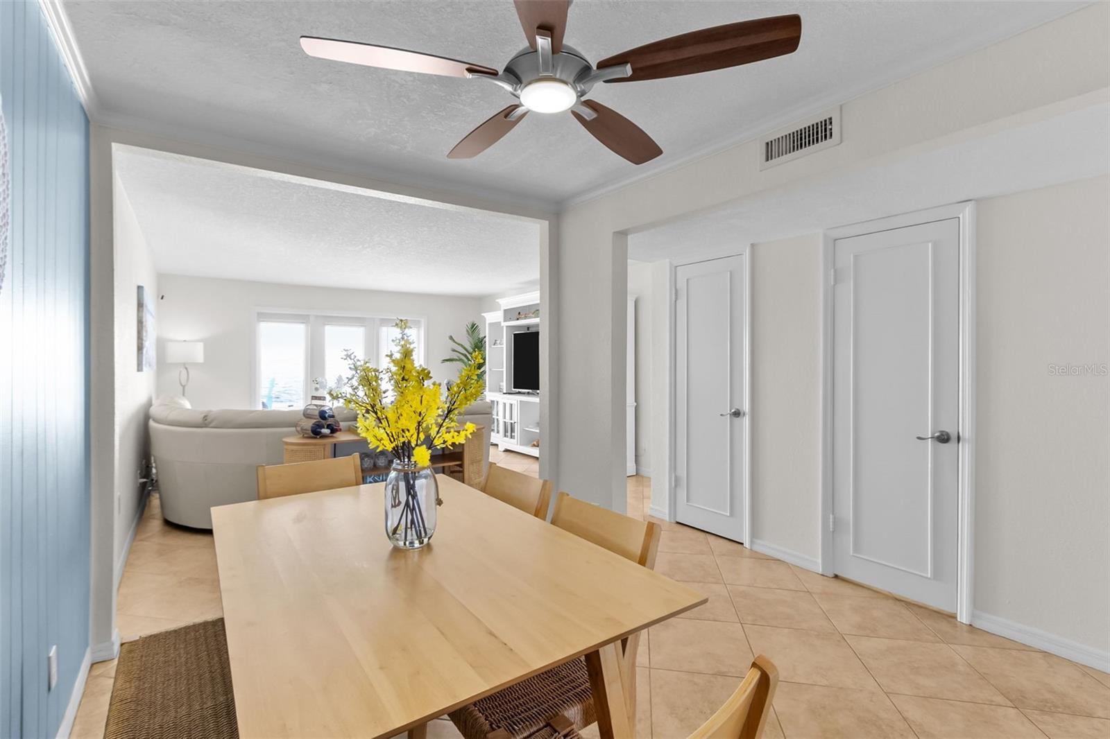 Image 9 of 32 For 5026 Coquina Key Drive Se 5026
