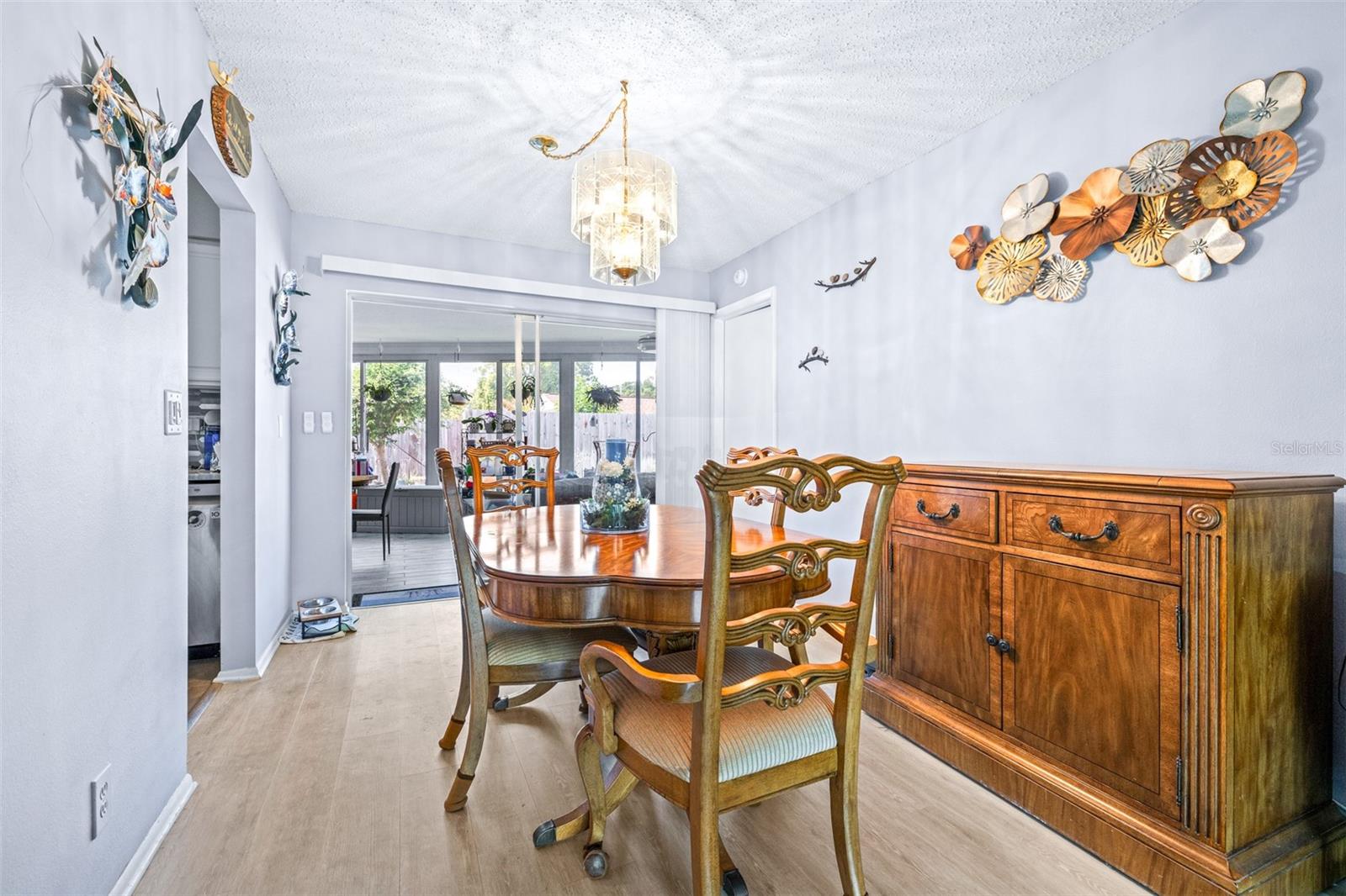 Image 11 of 54 For 760 Pilots Way