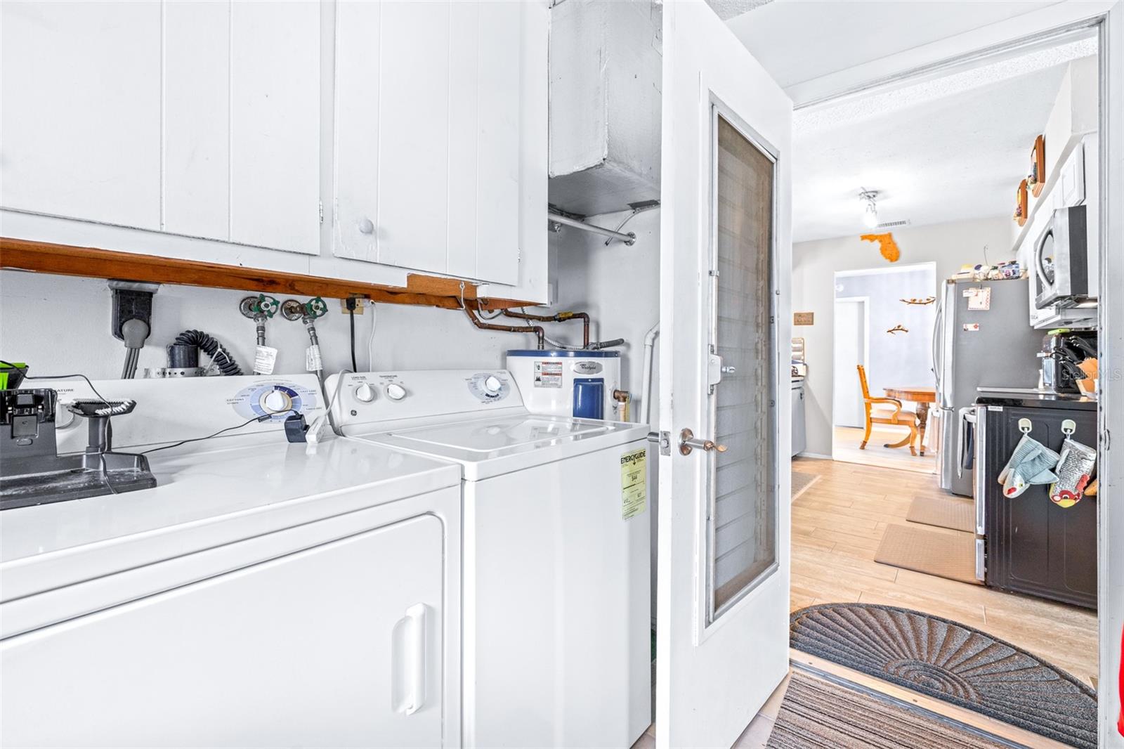 Image 36 of 54 For 760 Pilots Way