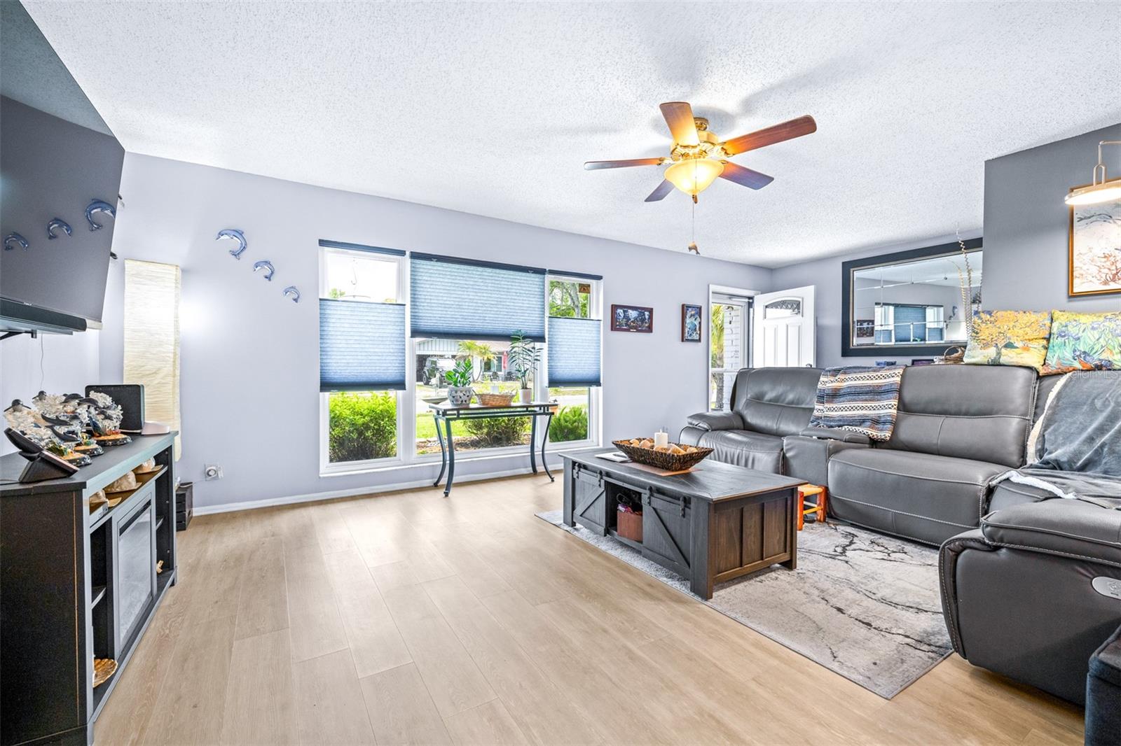 Image 8 of 54 For 760 Pilots Way