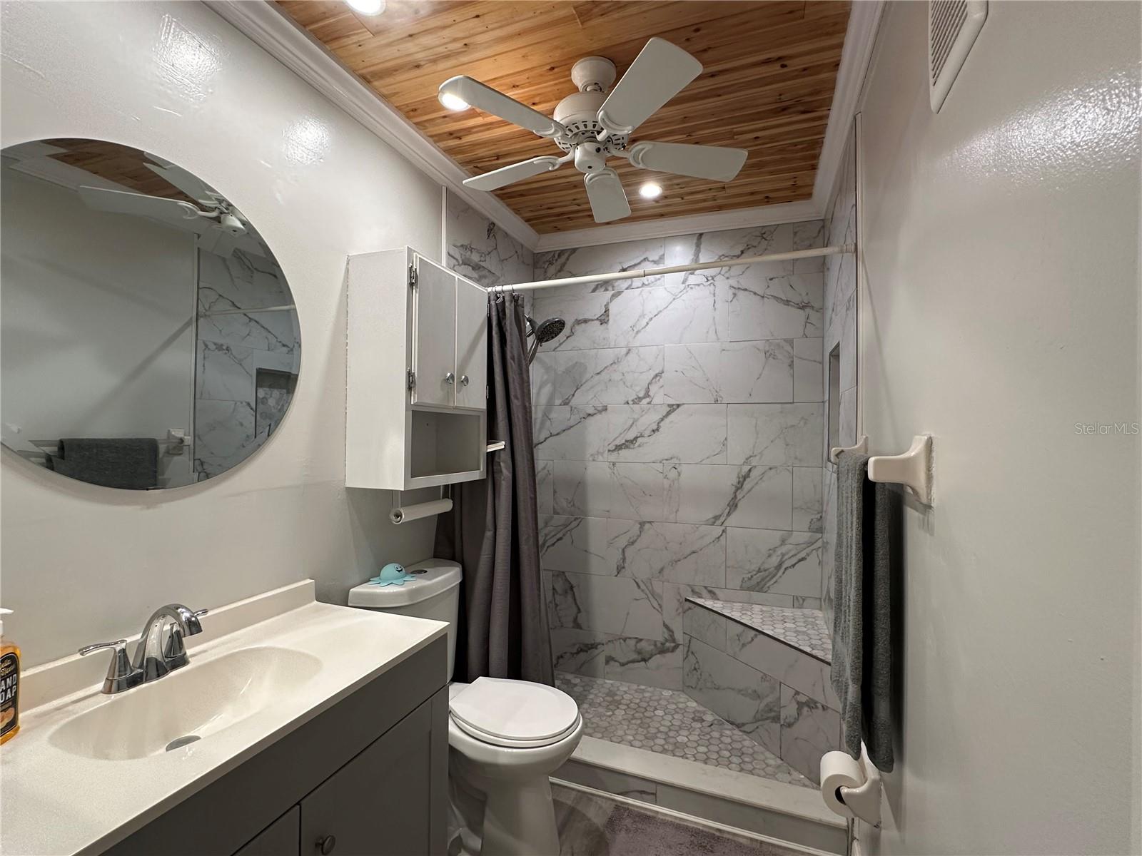 Image 15 of 24 For 204 46th Avenue Terrace W 410