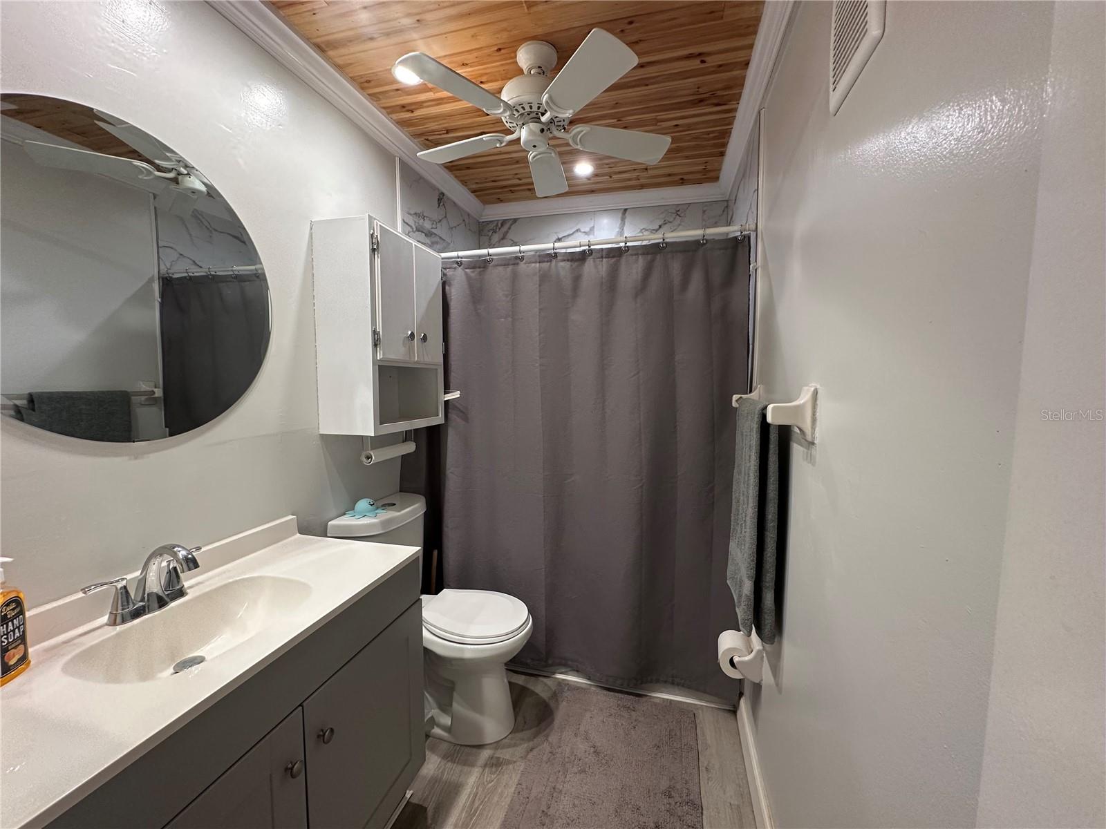 Image 16 of 24 For 204 46th Avenue Terrace W 410