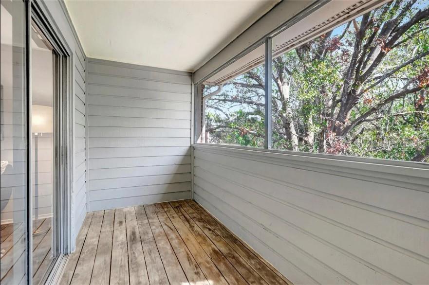 Image 22 of 25 For 1400 Gandy Boulevard 1407