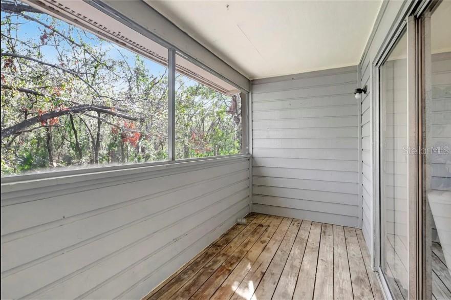 Image 23 of 25 For 1400 Gandy Boulevard 1407