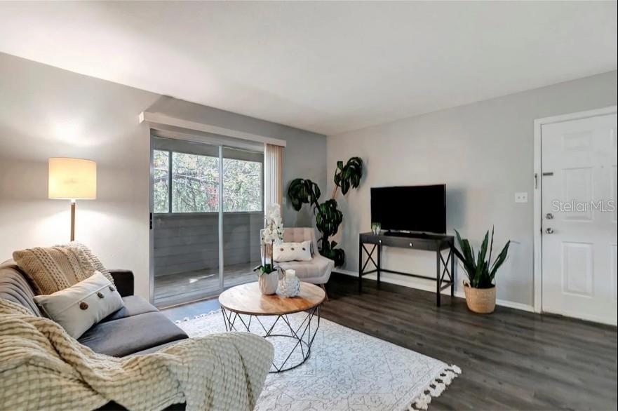 Image 4 of 25 For 1400 Gandy Boulevard 1407