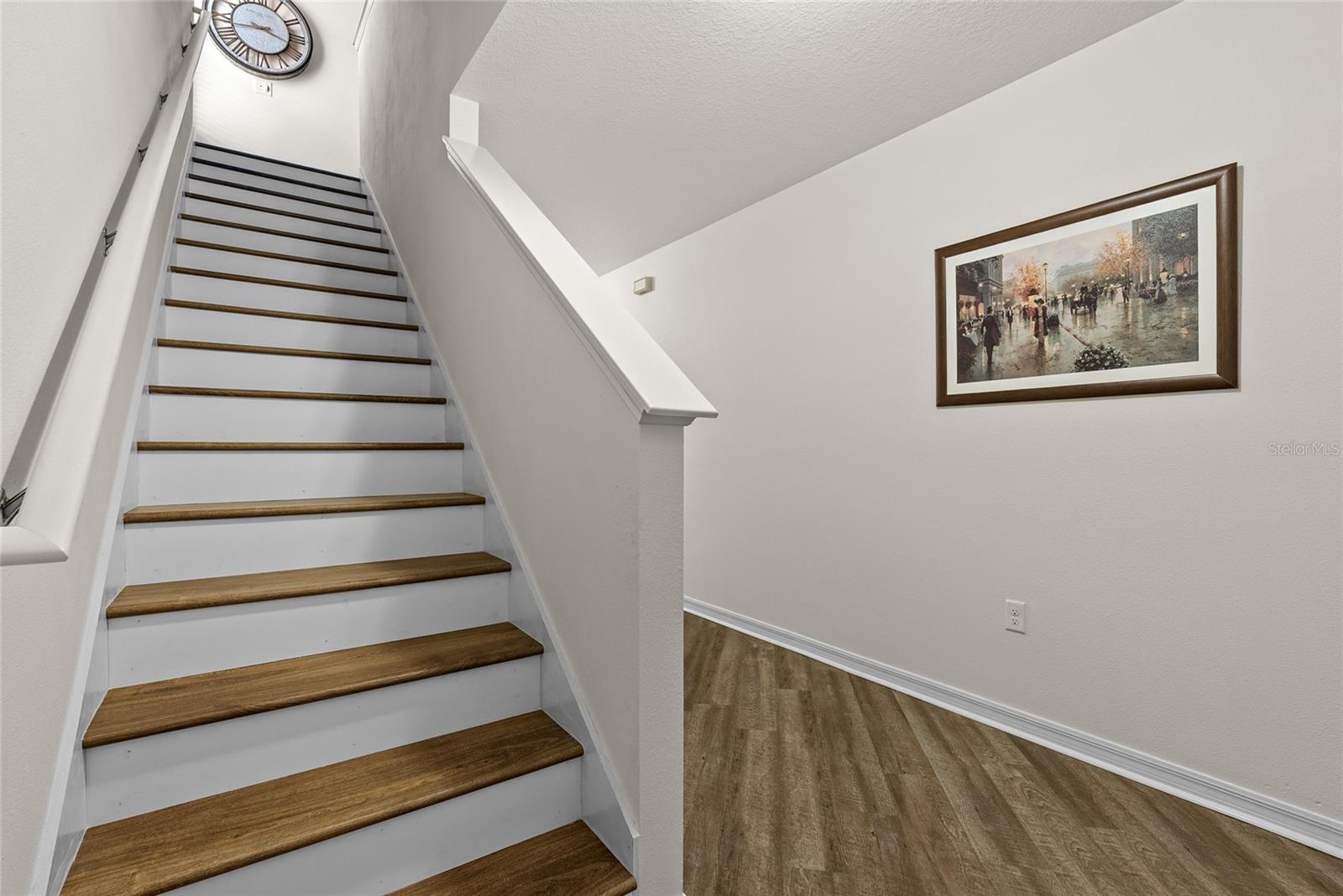 Image 21 of 39 For 5946 81st Avenue N