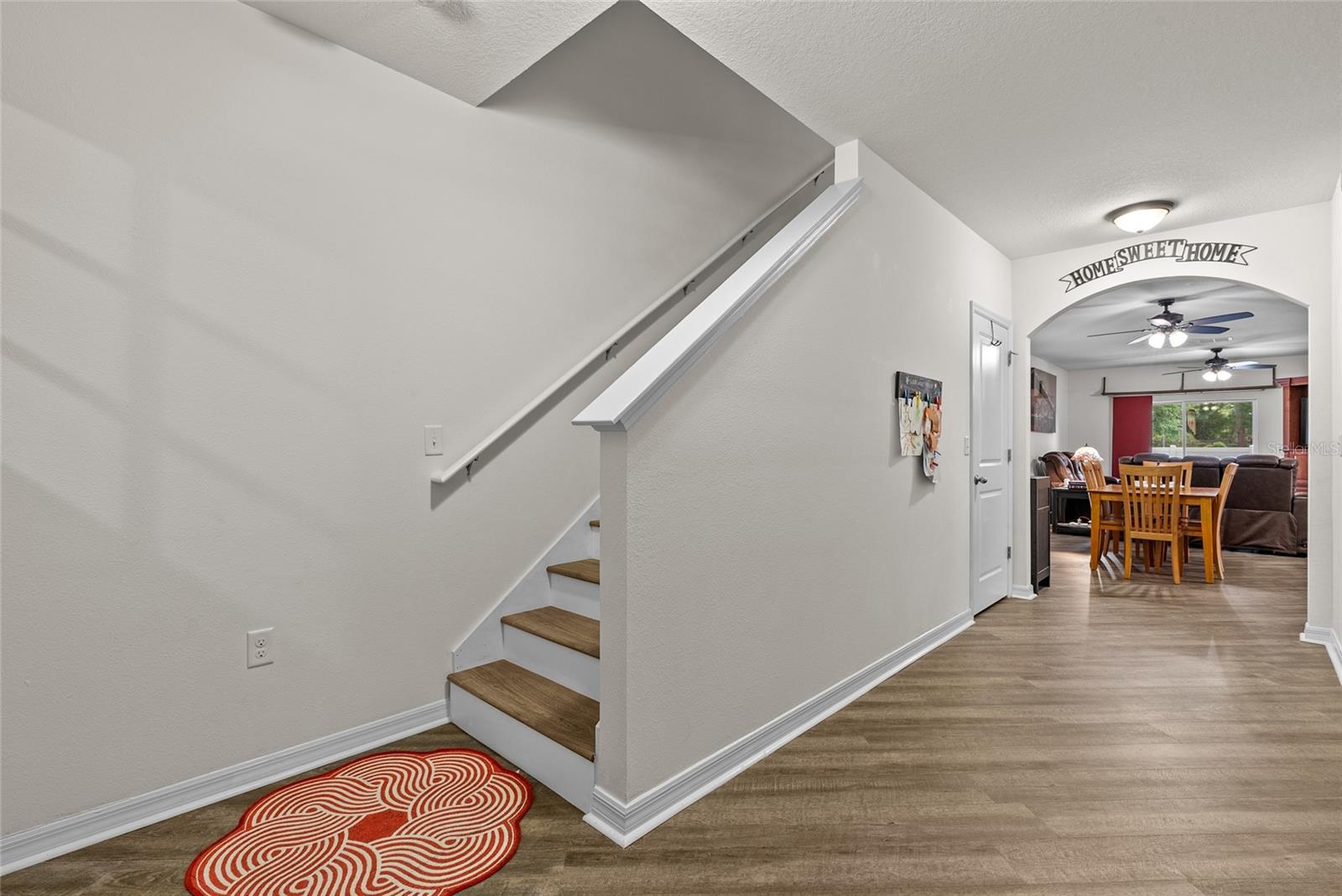 Image 5 of 39 For 5946 81st Avenue N