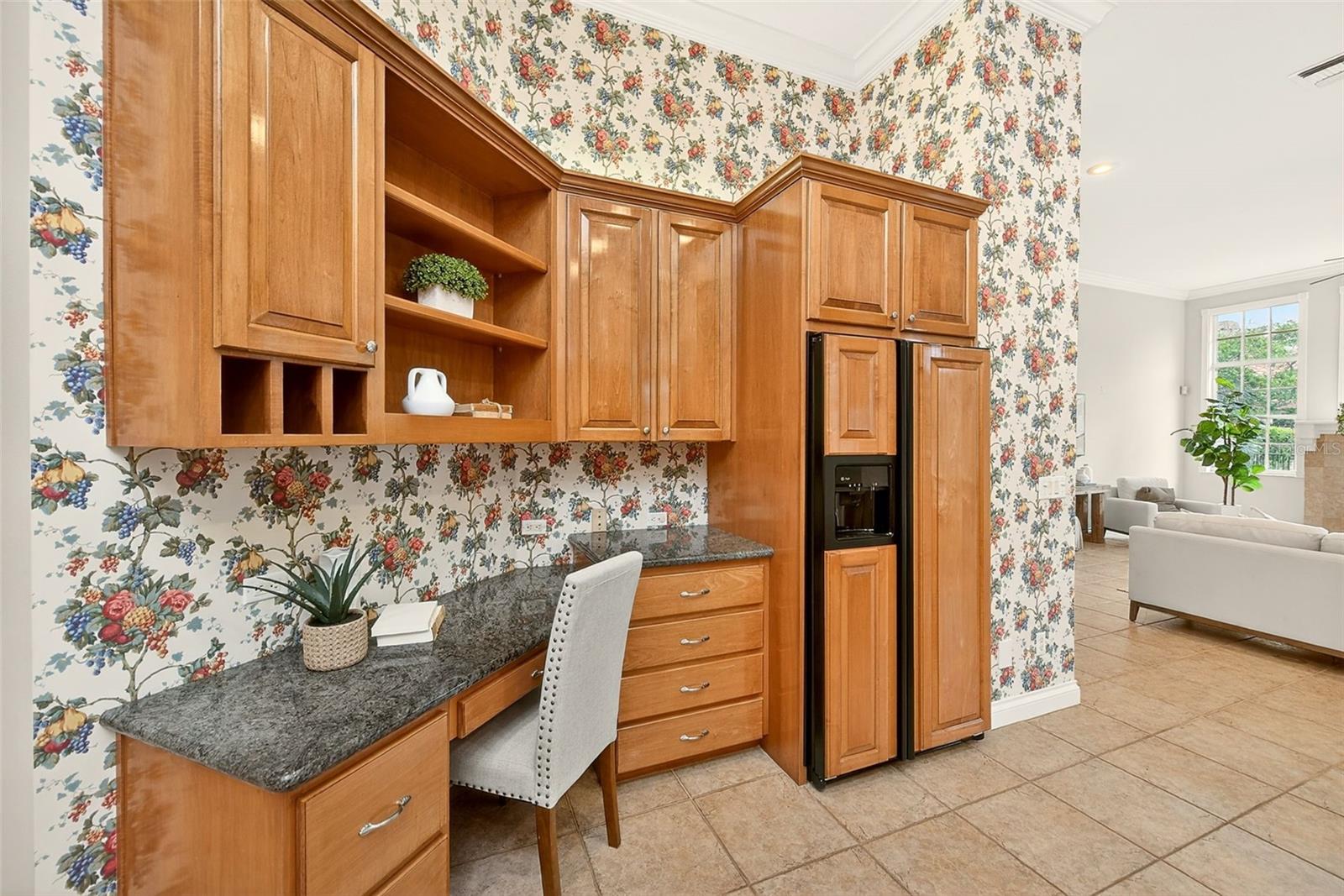 Listing photo id 16 for 7640 Hunter Lane N