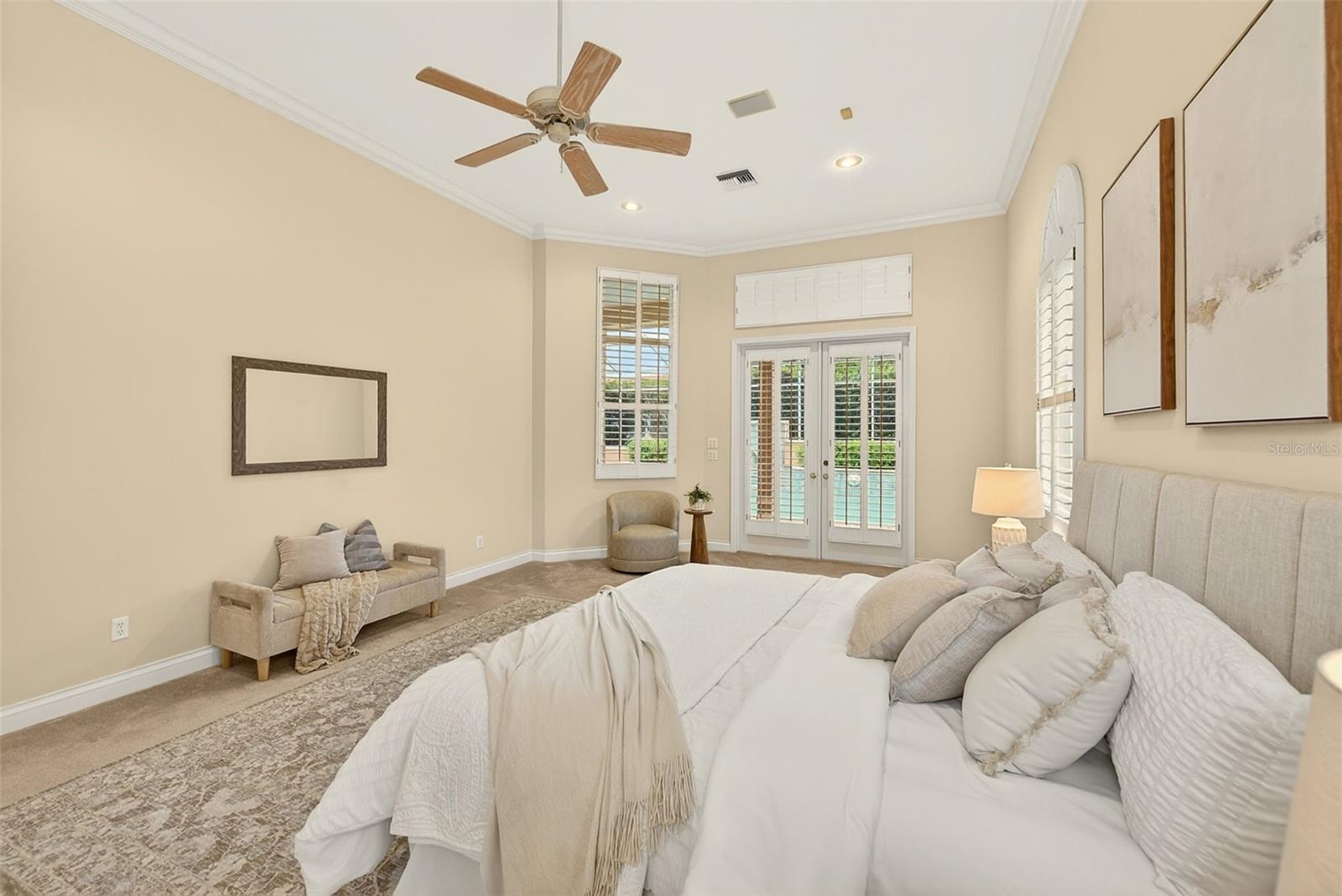 Listing photo id 24 for 7640 Hunter Lane N