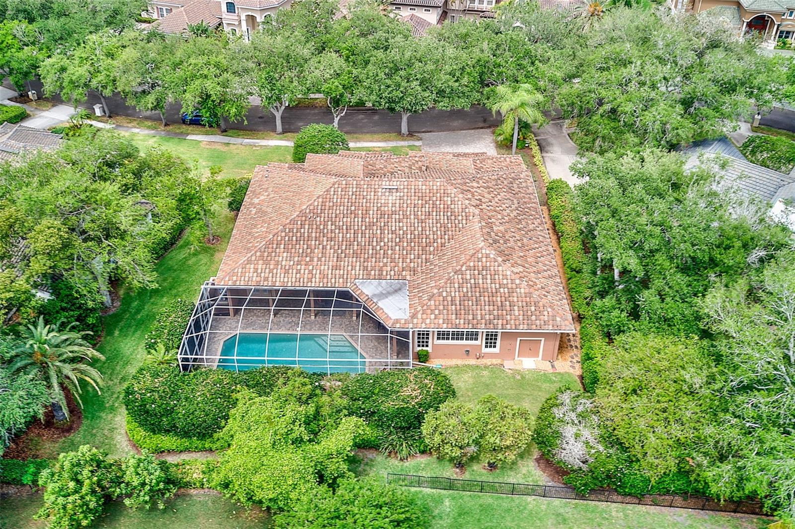 Listing photo id 56 for 7640 Hunter Lane N
