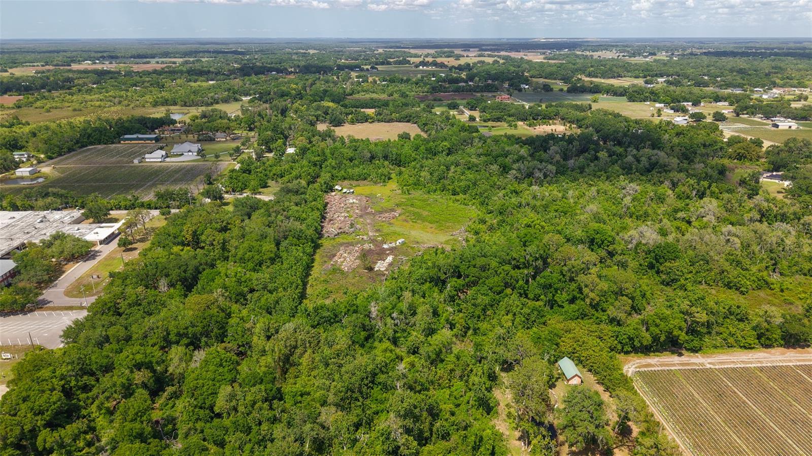 Listing photo id 11 for 3604 Cork Road