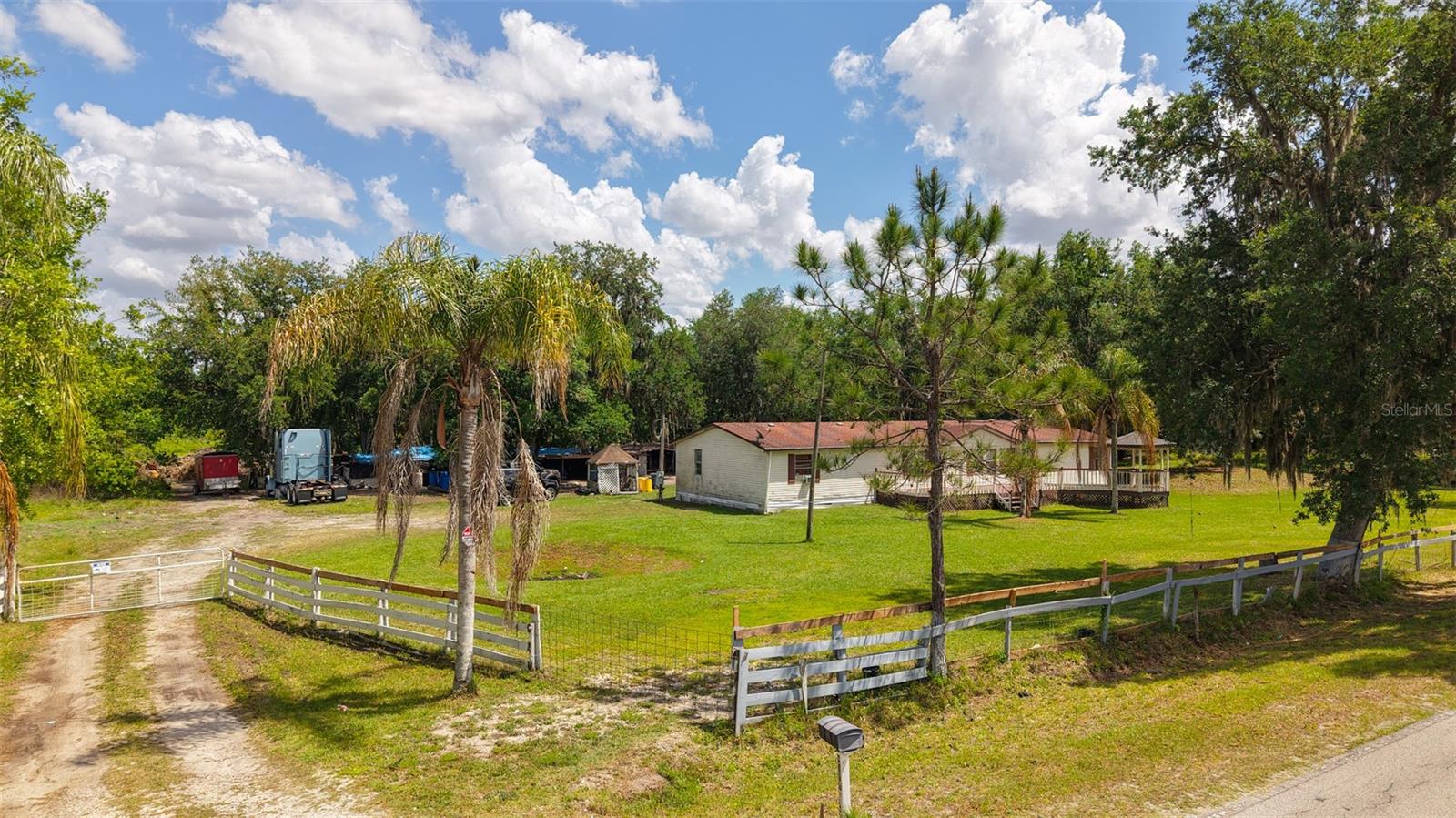 Listing photo id 1 for 3604 Cork Road