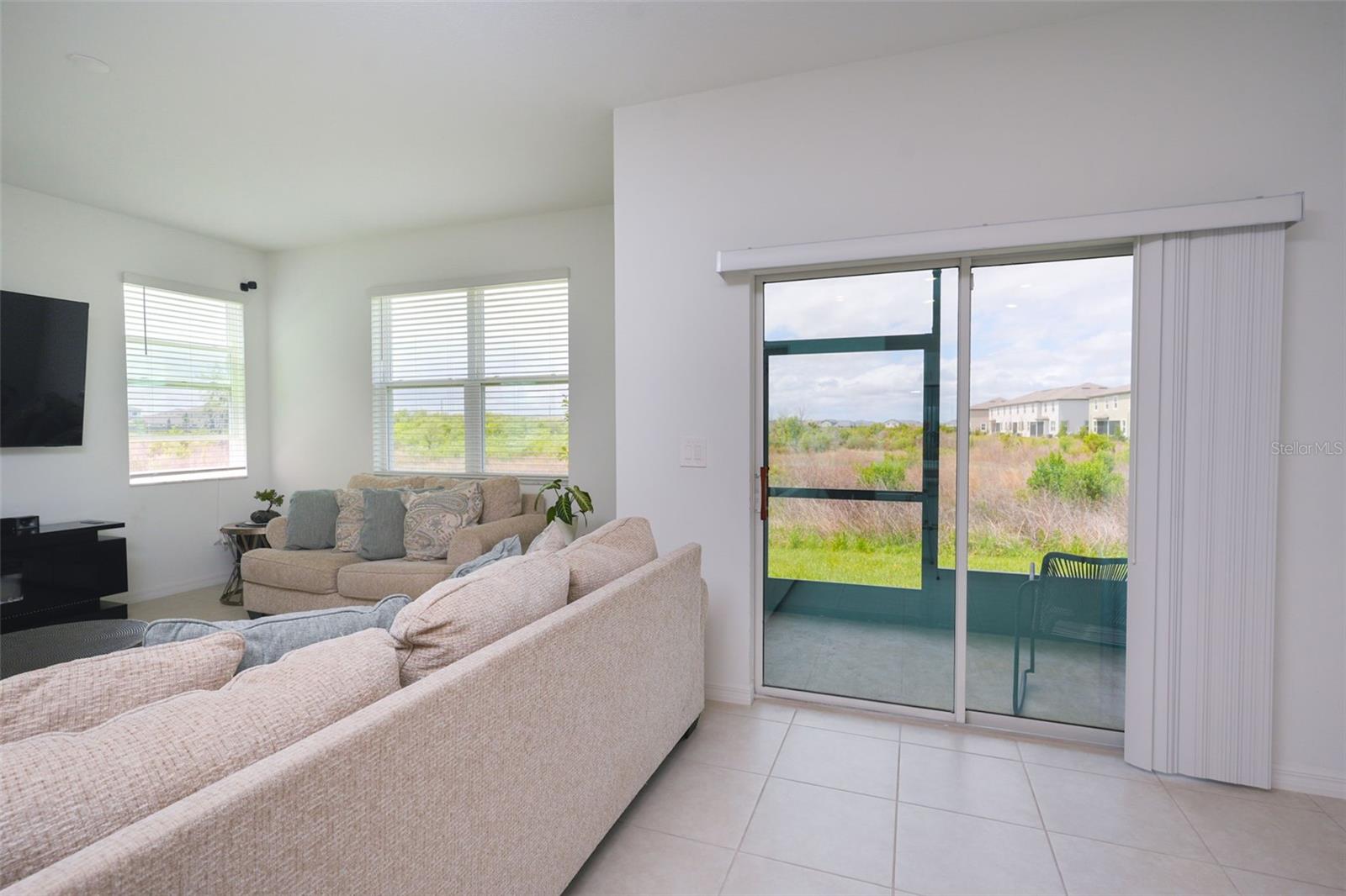 Image 14 of 53 For 10059 Trumpet Honeysuckle Way