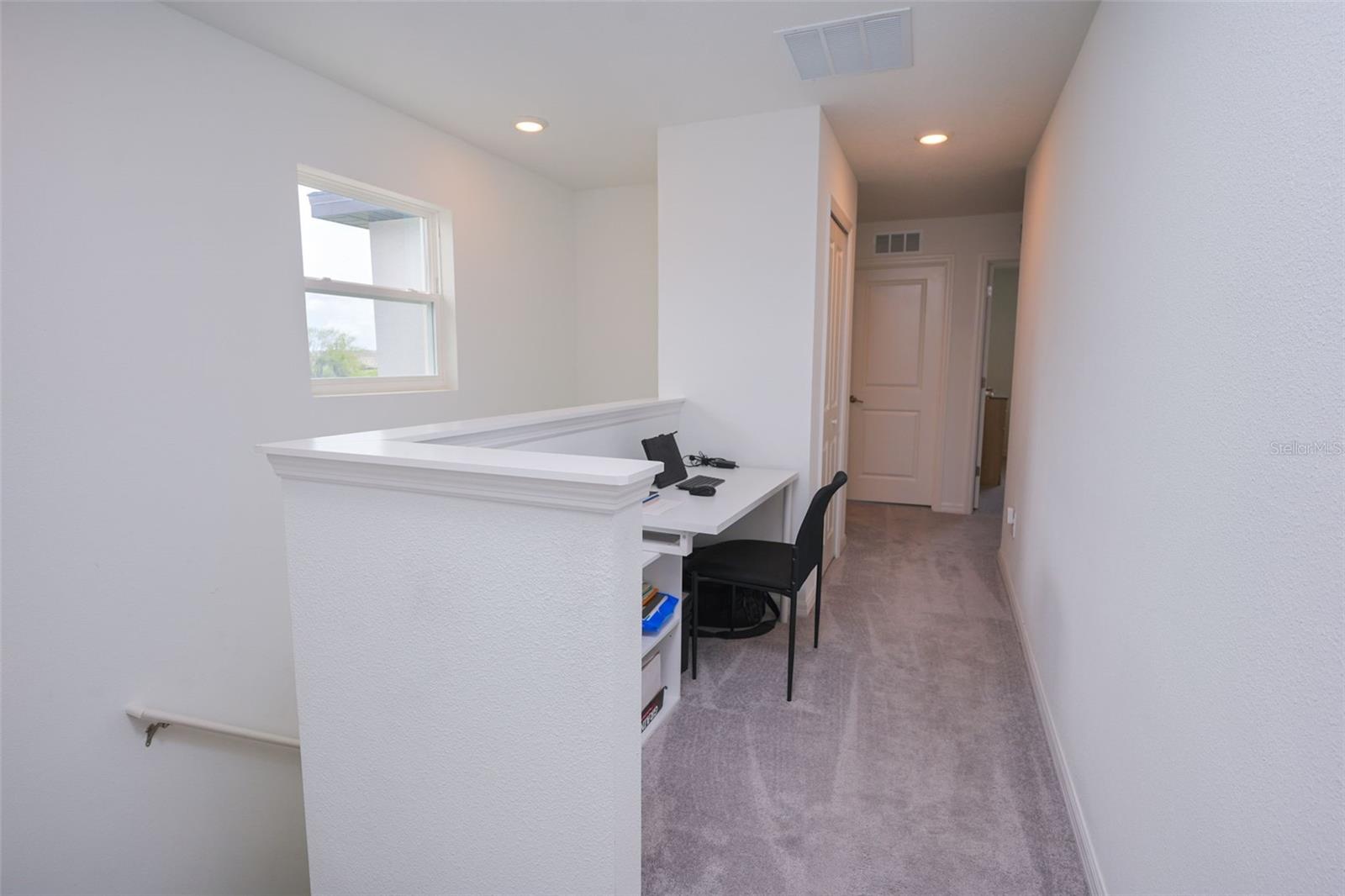 Image 27 of 53 For 10059 Trumpet Honeysuckle Way