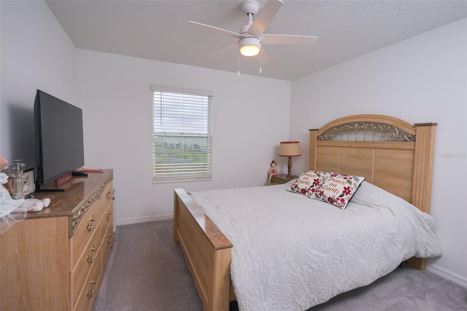 Image 30 of 53 For 10059 Trumpet Honeysuckle Way