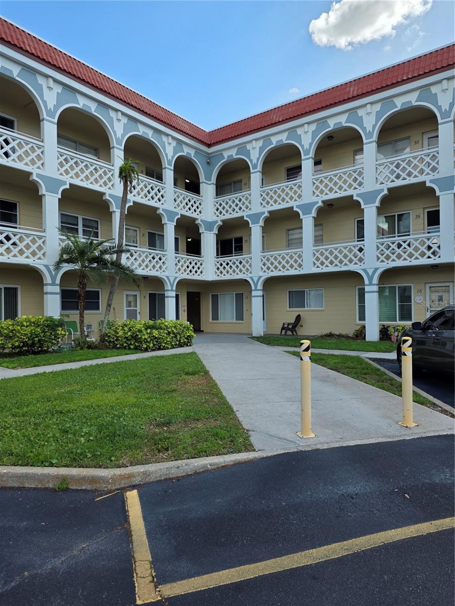 Image 4 of 29 For 2405 Franciscan Drive 11