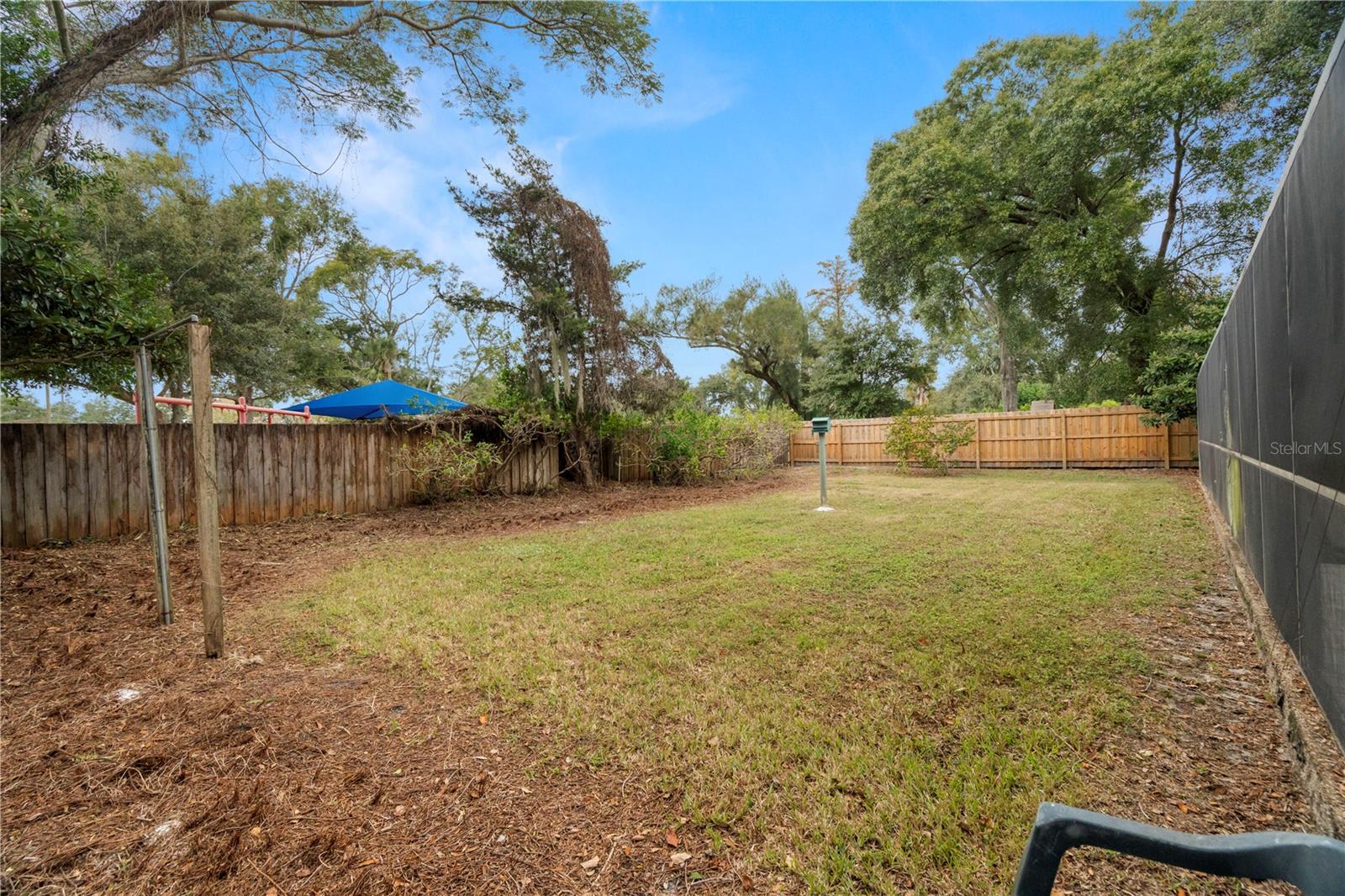 Listing photo id 8 for 10408 Reclinata Lane