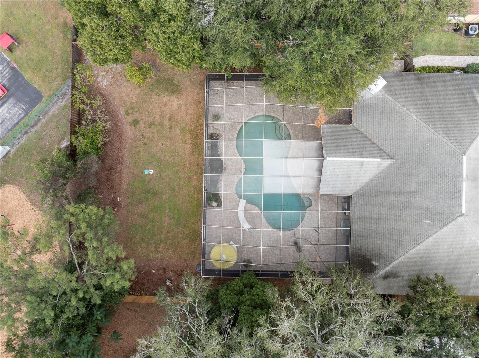 Listing photo id 32 for 10408 Reclinata Lane