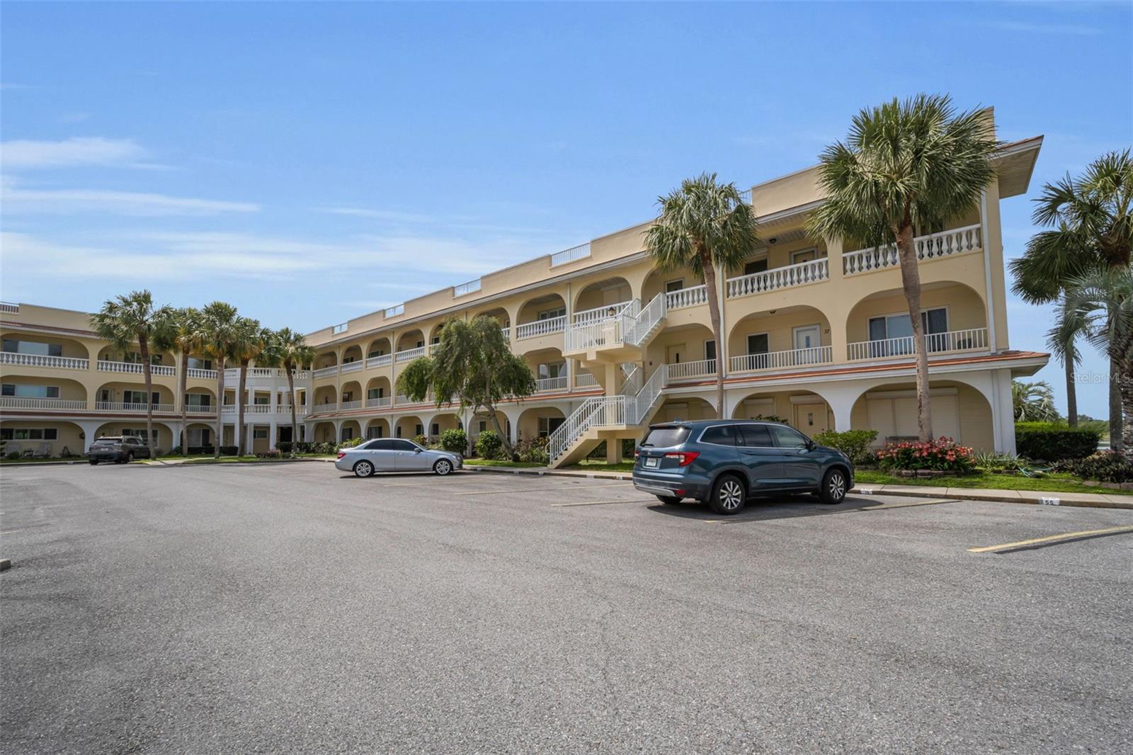 Image 46 of 70 For 2223 Philippine Drive 35