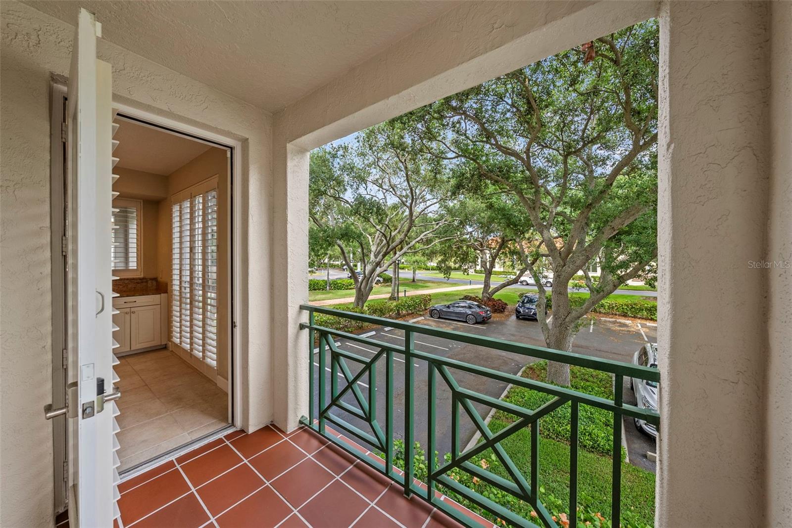 Image 16 of 63 For 4780 Dolphin Cay Lane S 109
