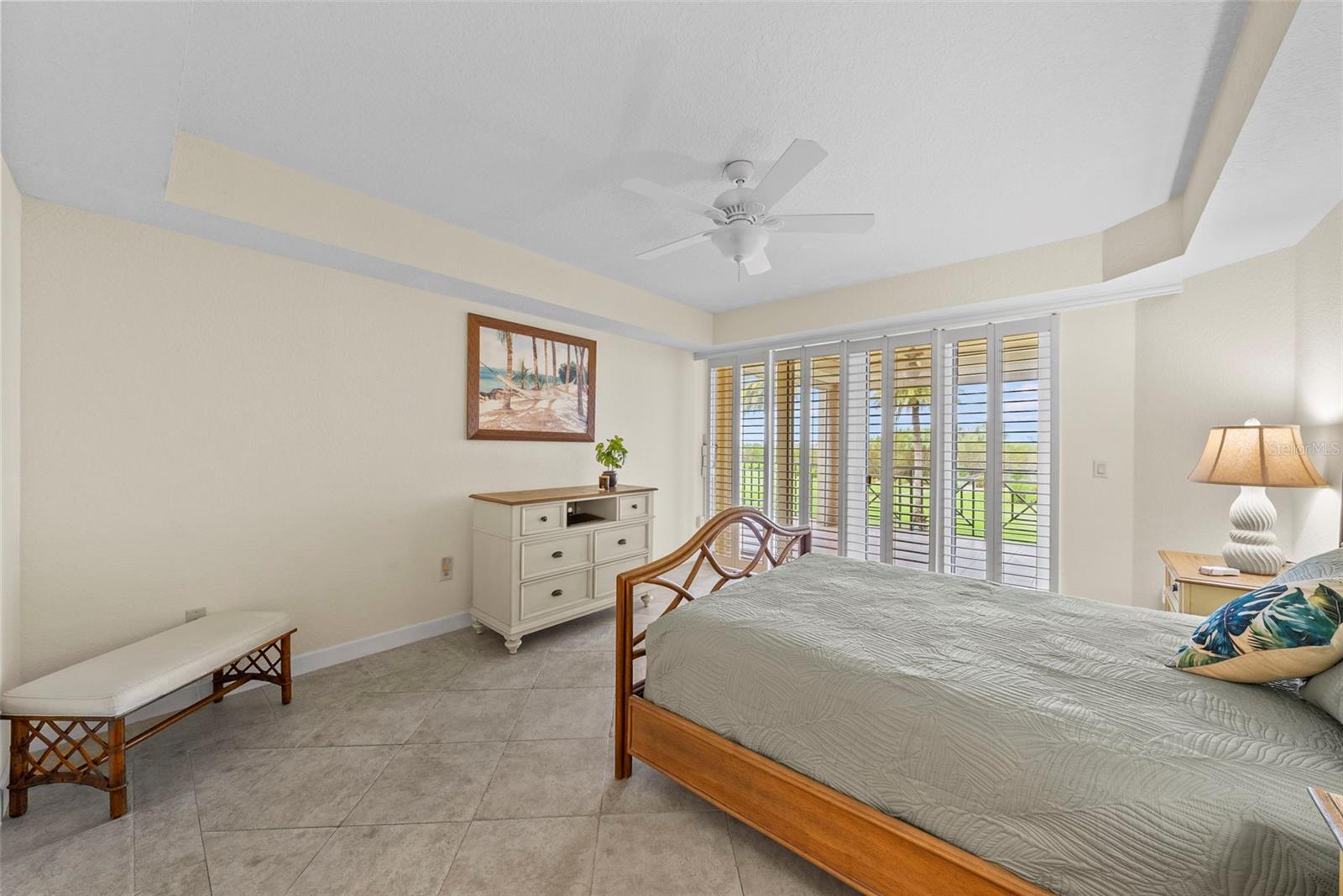 Image 17 of 63 For 4780 Dolphin Cay Lane S 109