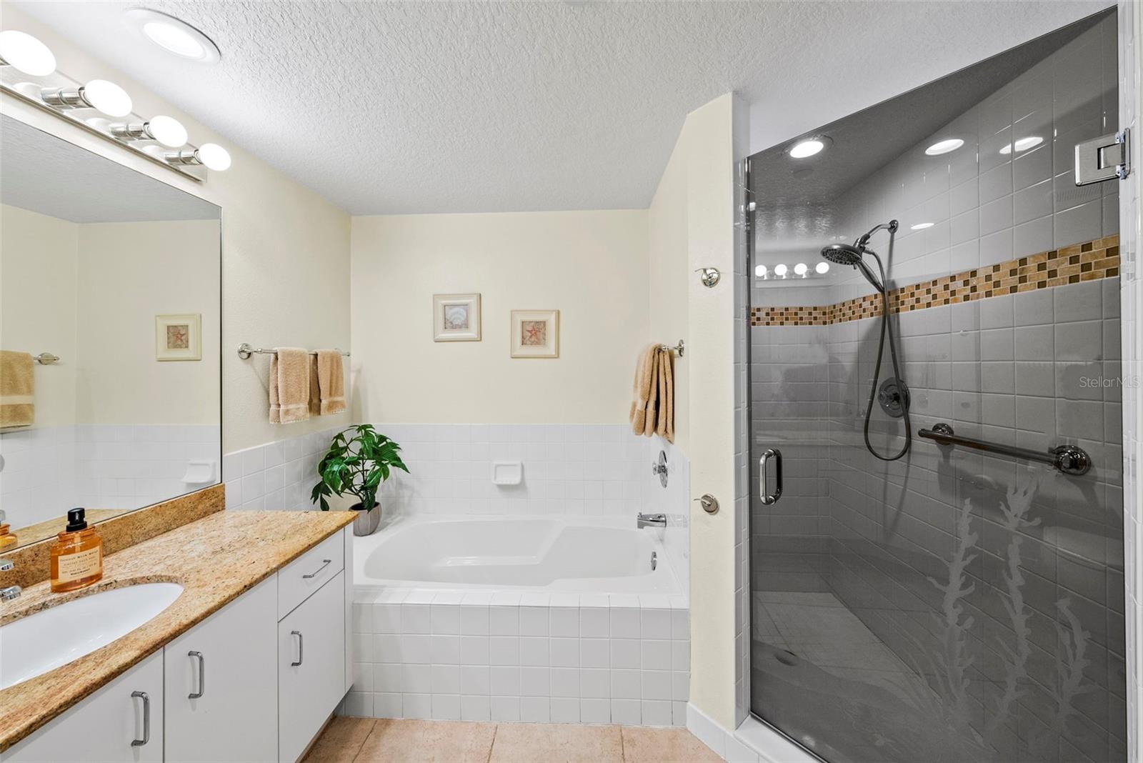 Image 20 of 63 For 4780 Dolphin Cay Lane S 109