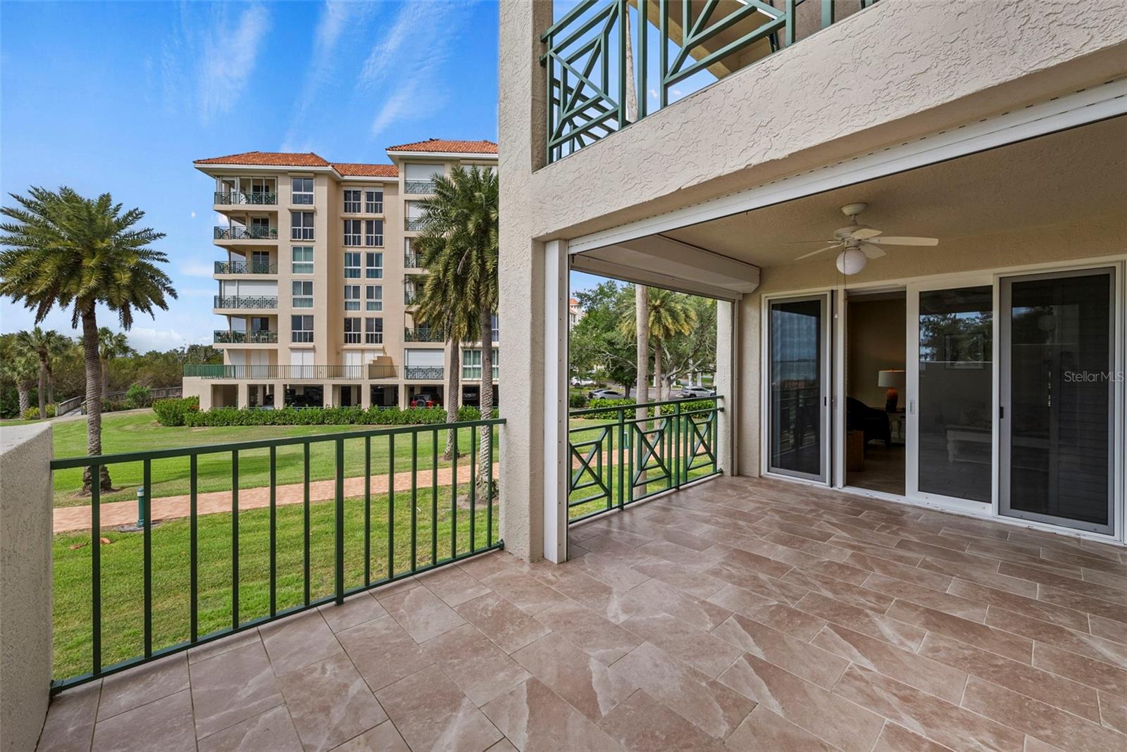 Image 26 of 63 For 4780 Dolphin Cay Lane S 109