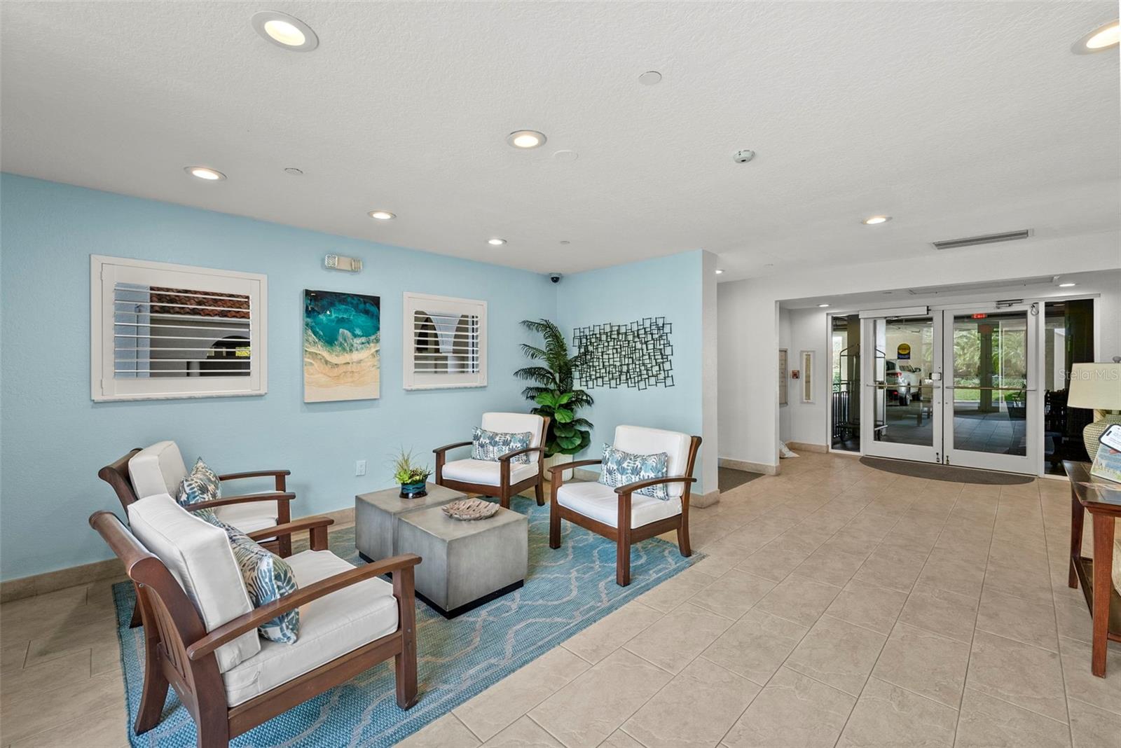 Image 28 of 63 For 4780 Dolphin Cay Lane S 109