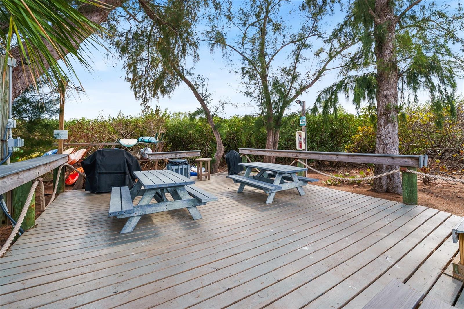 Image 35 of 63 For 4780 Dolphin Cay Lane S 109