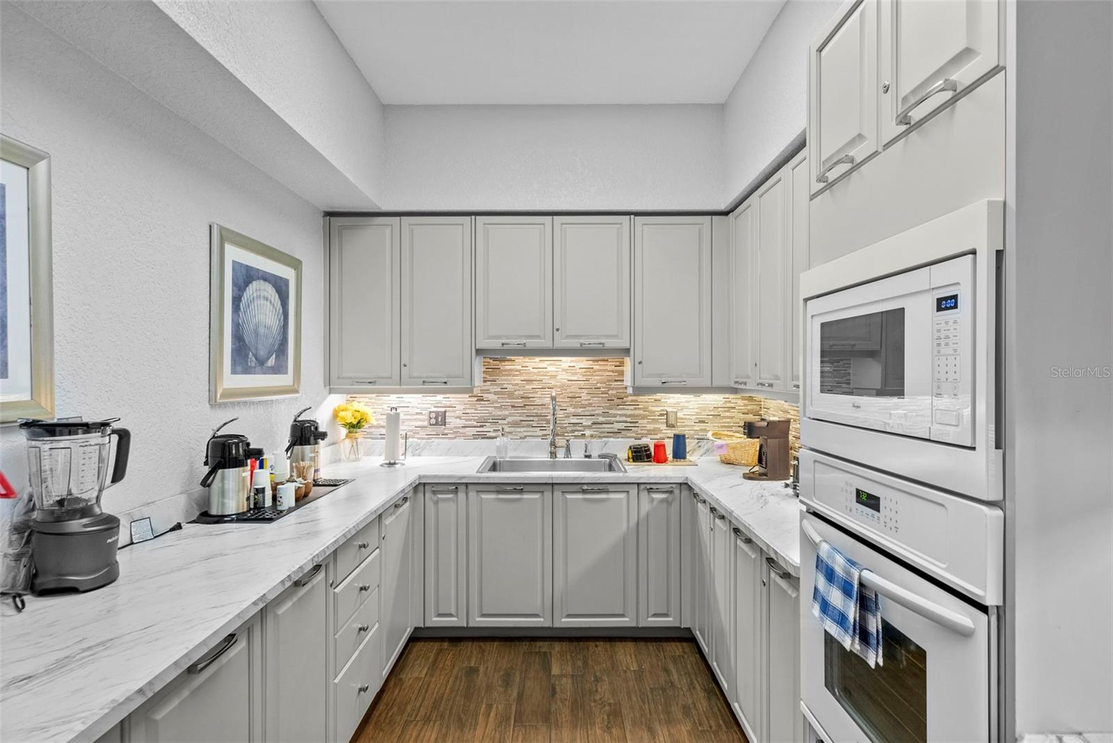 Image 44 of 63 For 4780 Dolphin Cay Lane S 109