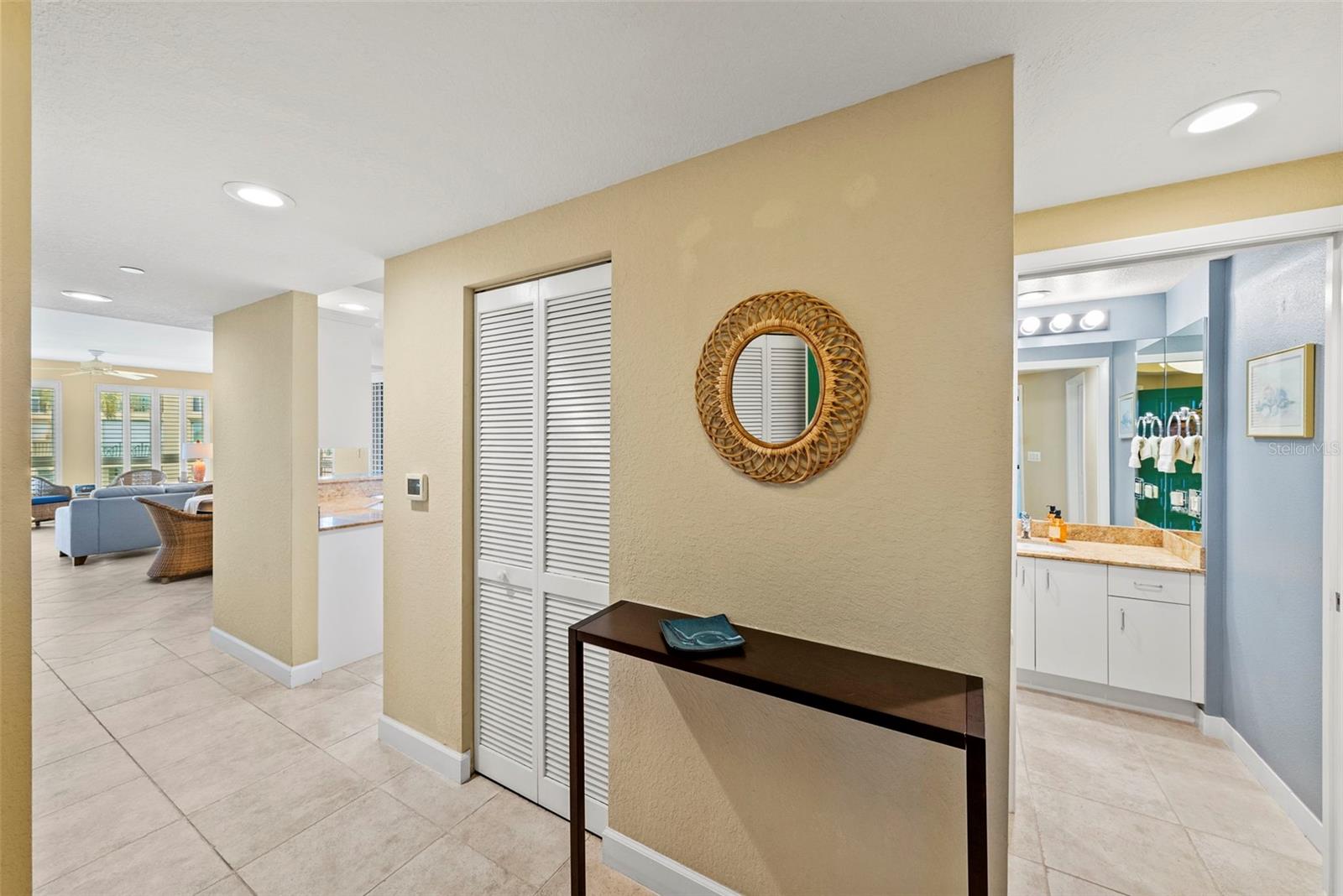 Image 5 of 63 For 4780 Dolphin Cay Lane S 109