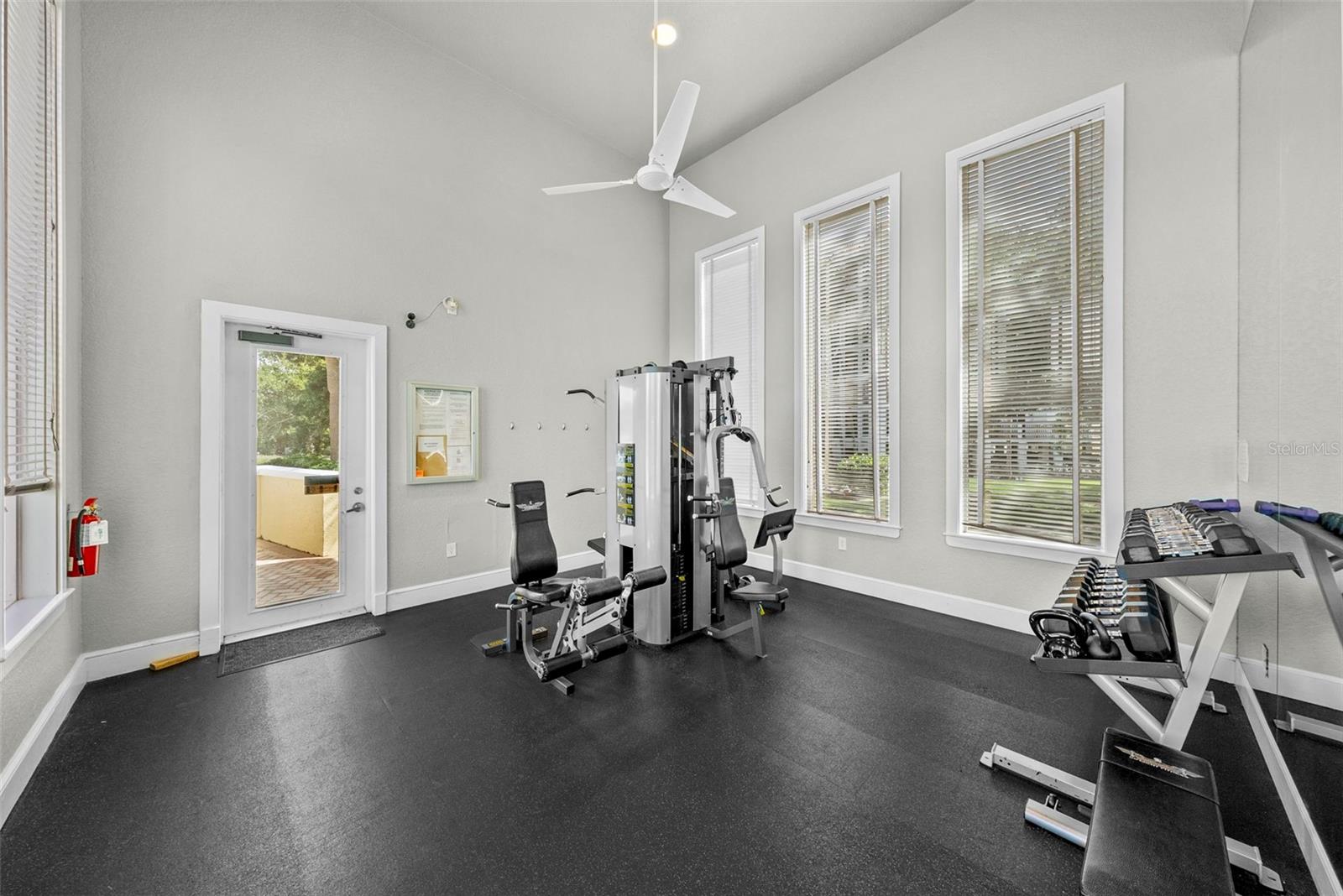 Image 52 of 63 For 4780 Dolphin Cay Lane S 109