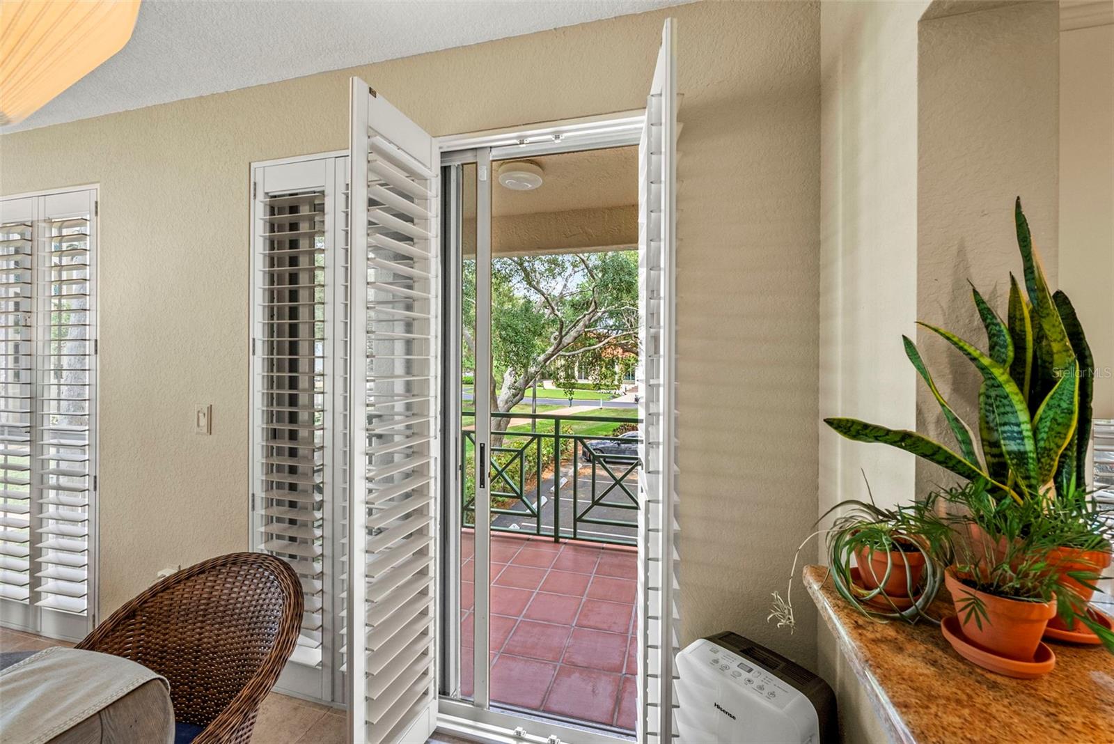 Image 6 of 63 For 4780 Dolphin Cay Lane S 109