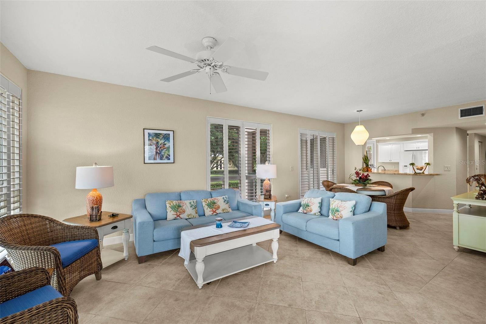 Image 9 of 63 For 4780 Dolphin Cay Lane S 109