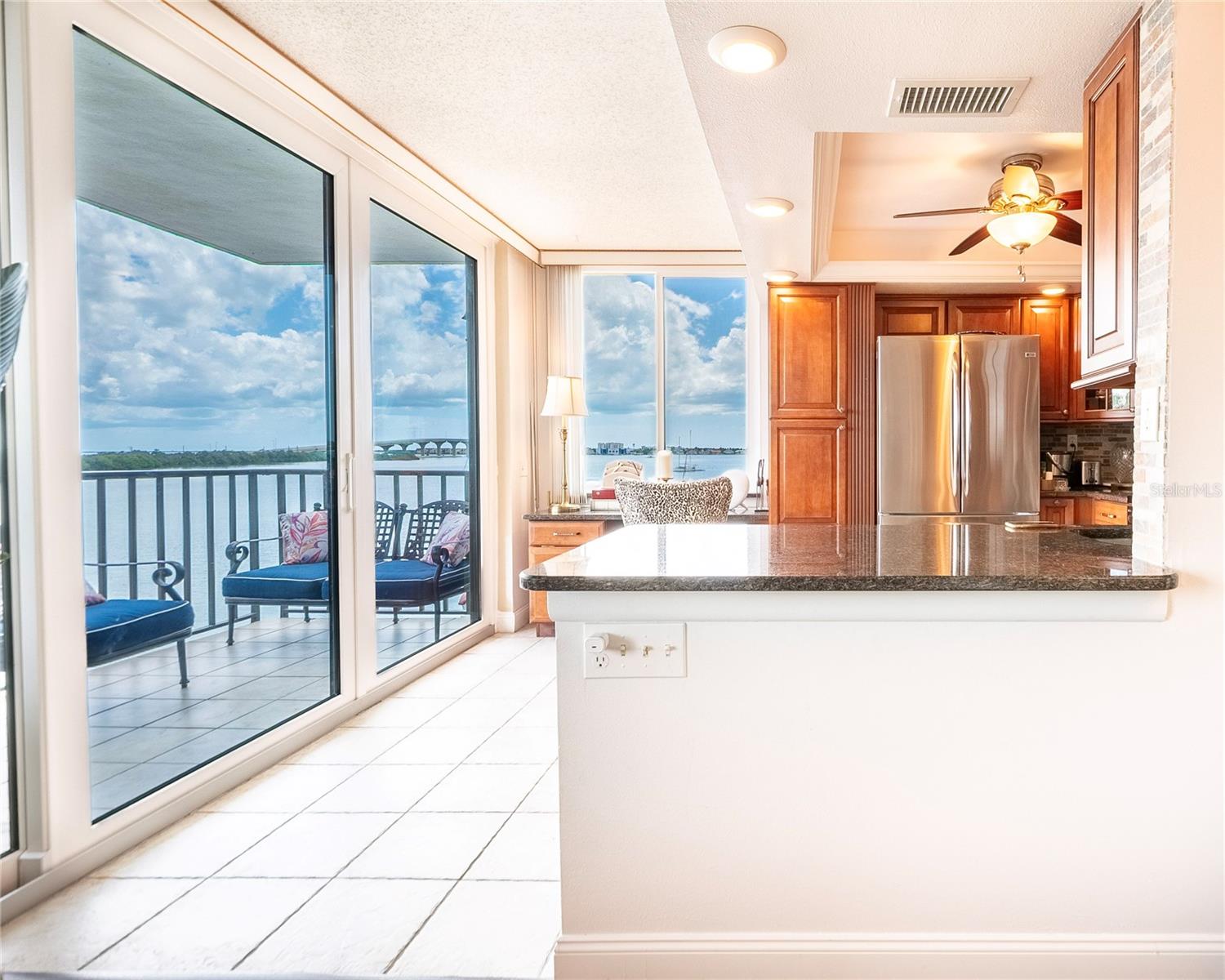 Image 21 of 70 For 6361 Bahia Del Mar Boulevard 308