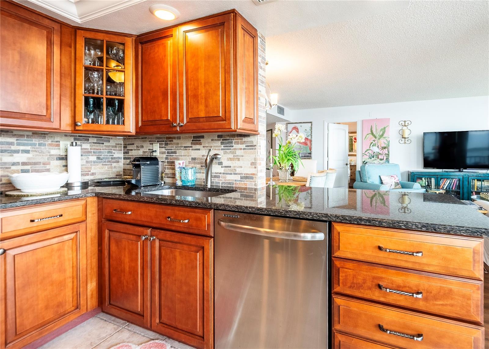 Image 23 of 70 For 6361 Bahia Del Mar Boulevard 308