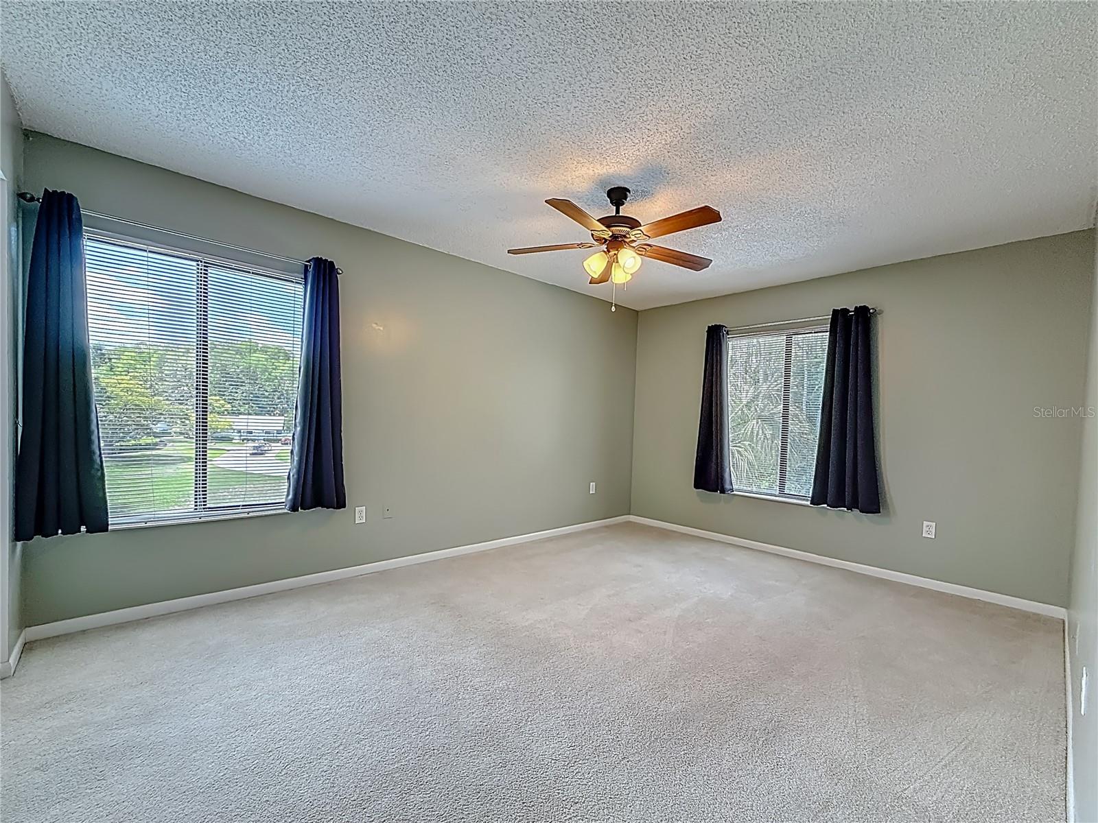 Image 24 of 53 For 1372 Pine Ridge Circle E H3