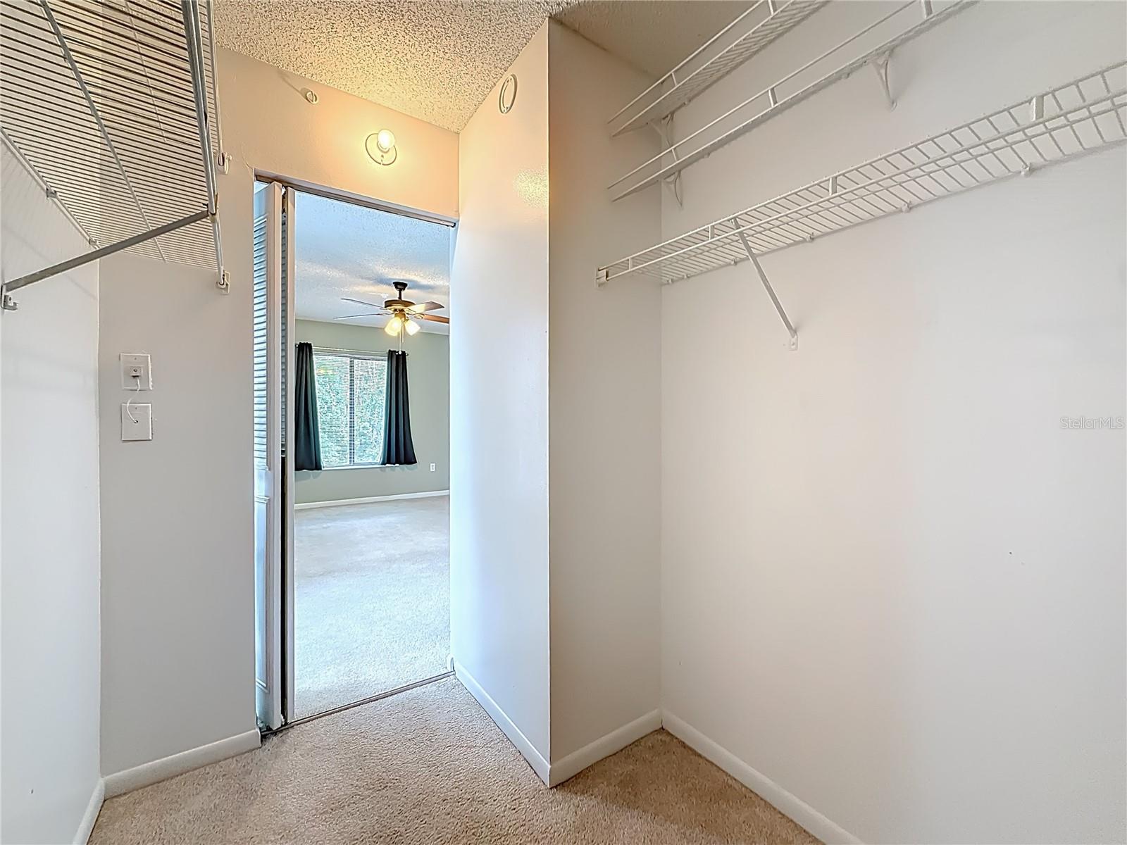 Image 29 of 53 For 1372 Pine Ridge Circle E H3