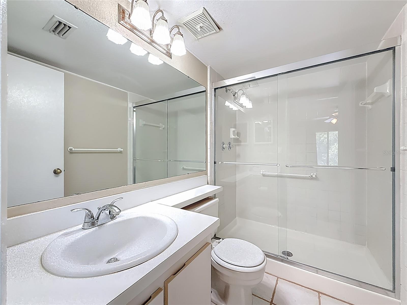 Image 30 of 53 For 1372 Pine Ridge Circle E H3