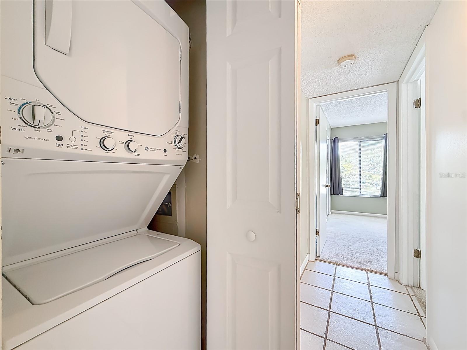 Image 32 of 53 For 1372 Pine Ridge Circle E H3