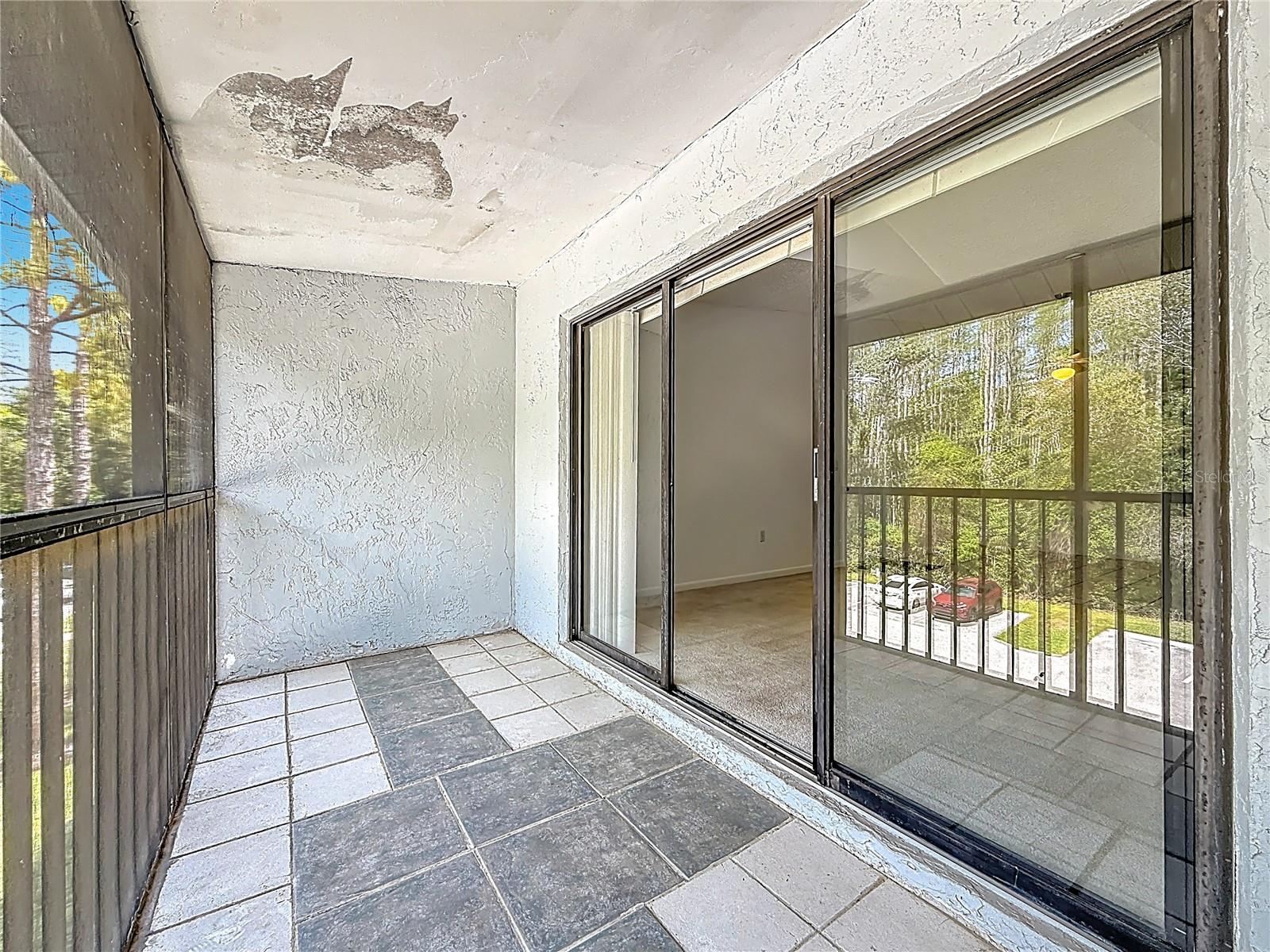 Image 36 of 53 For 1372 Pine Ridge Circle E H3