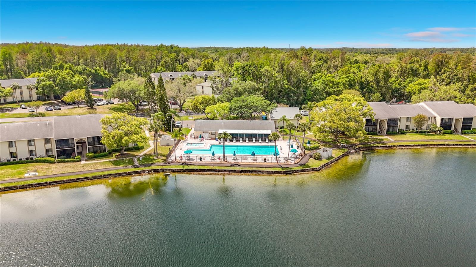 Image 42 of 53 For 1372 Pine Ridge Circle E H3